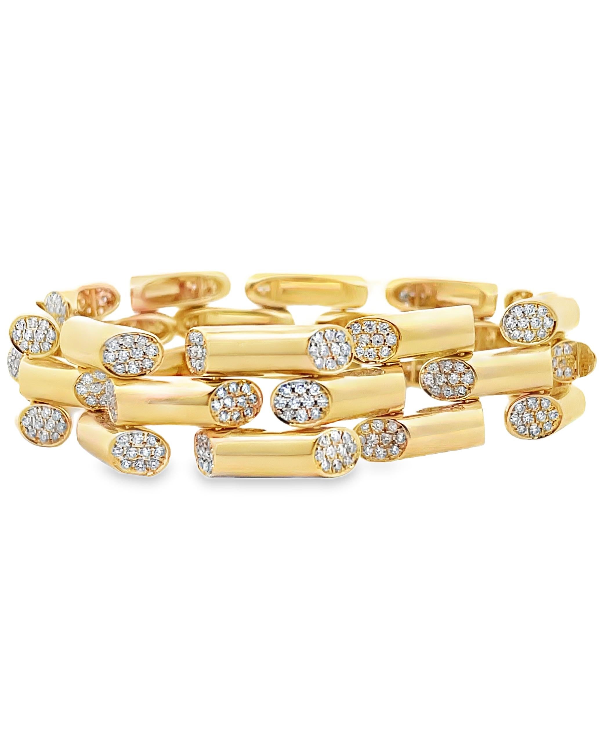 Contemporaneo Bracciale A Link in oro giallo 18K con diamanti incastonati 3,67 carati in vendita