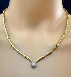 18K Gelbgold Bambus Halskette mit Pave Diamond Ball Anhänger 26,22 Gramm