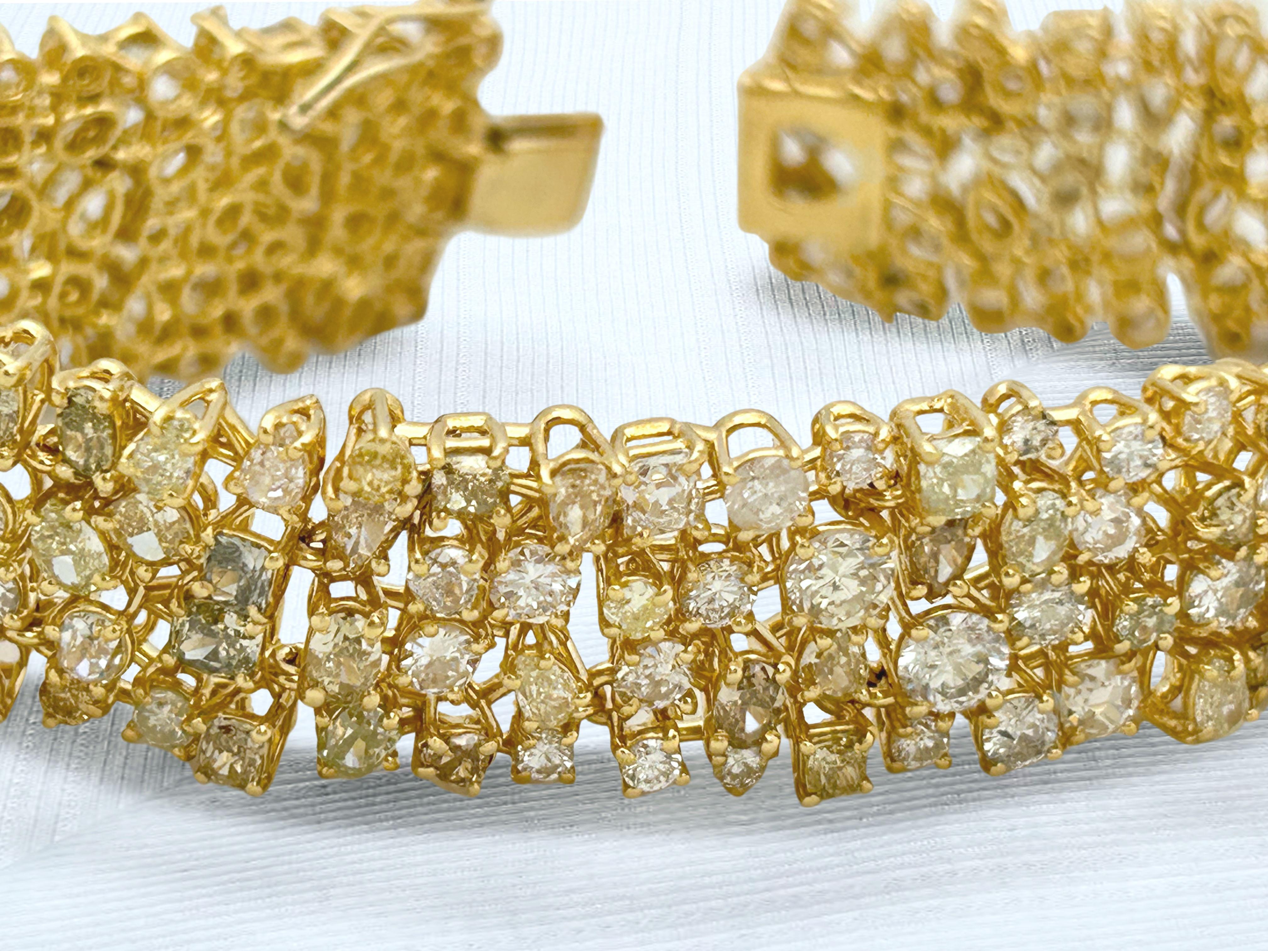 18K Yellow Gold Band Bracelet With 23 Carats Mixed Cut And Color 