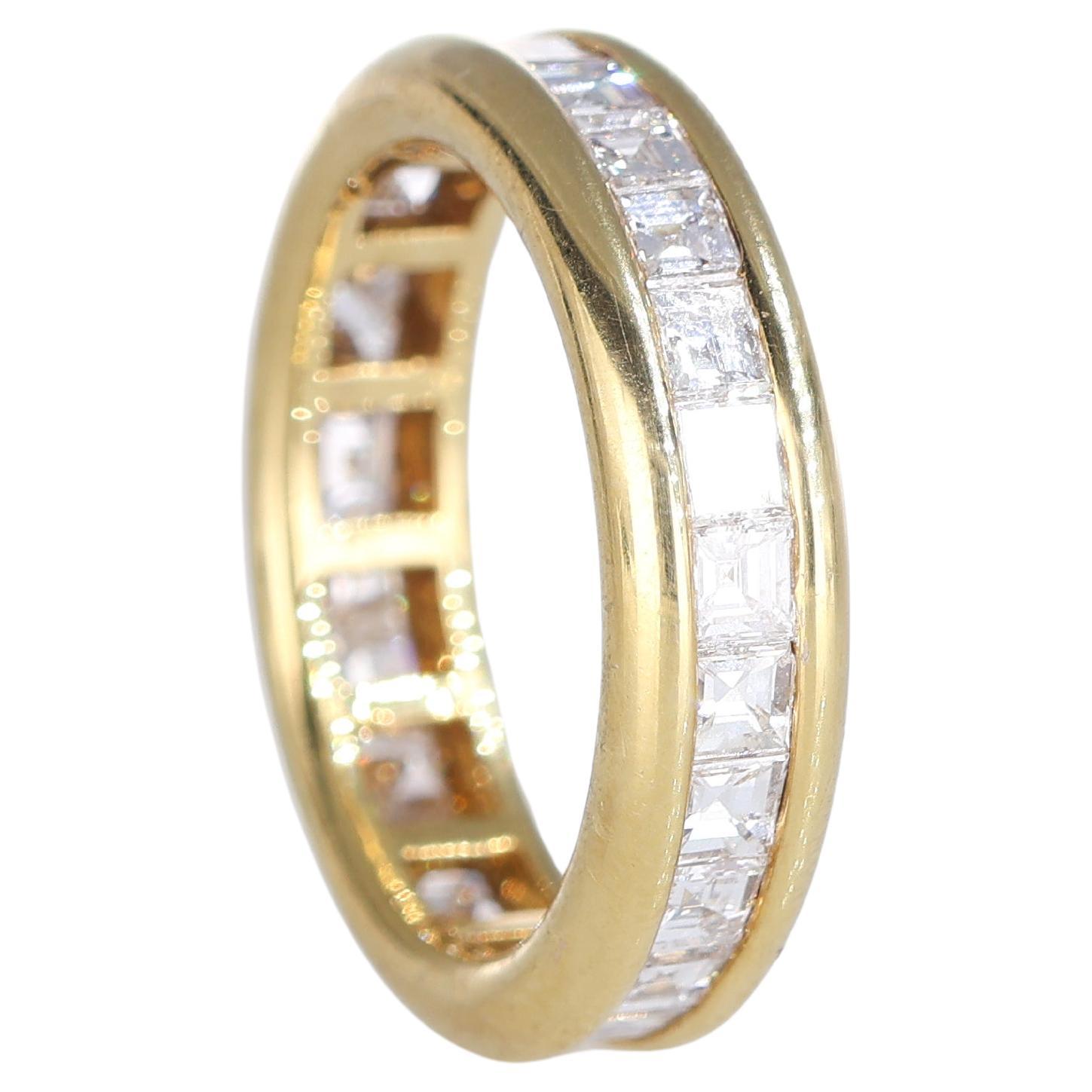 18K Yellow Gold Band Ring with 2.70 Carats of Diamonds