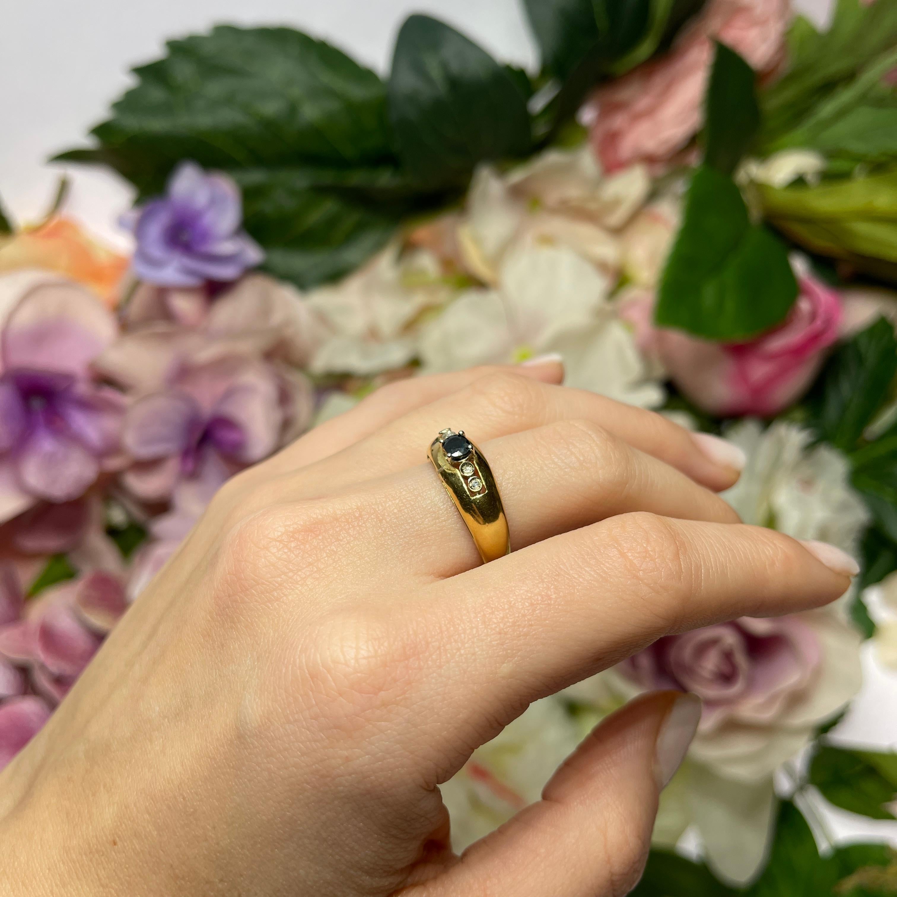 18K Yellow Gold Band Ring with Blue Sapphire and Diamonds For Sale 5