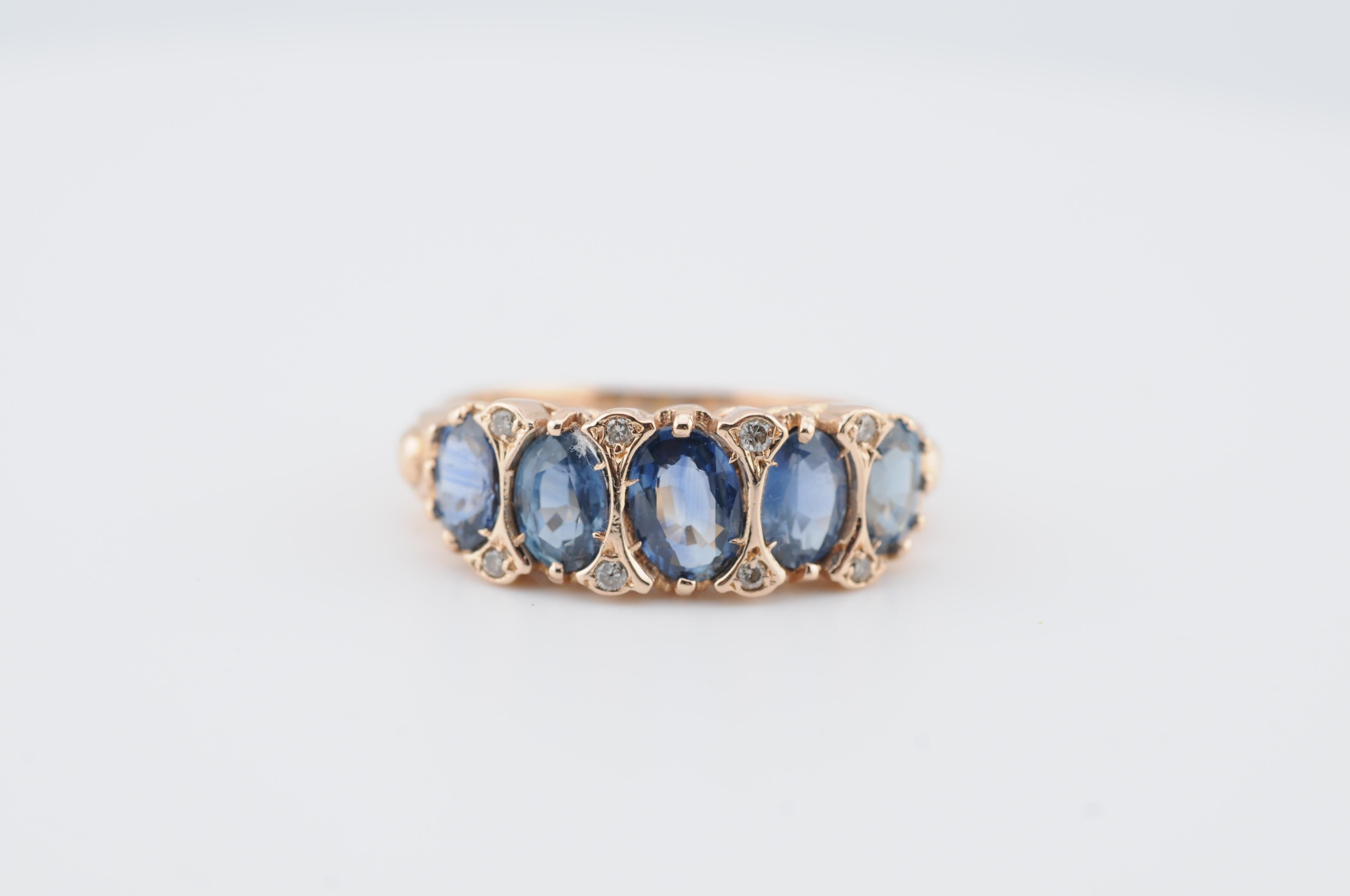 Bague en or jaune 18K avec saphirs bleus de Ceylan - Approx. 5ct Bon état - En vente à Berlin, BE