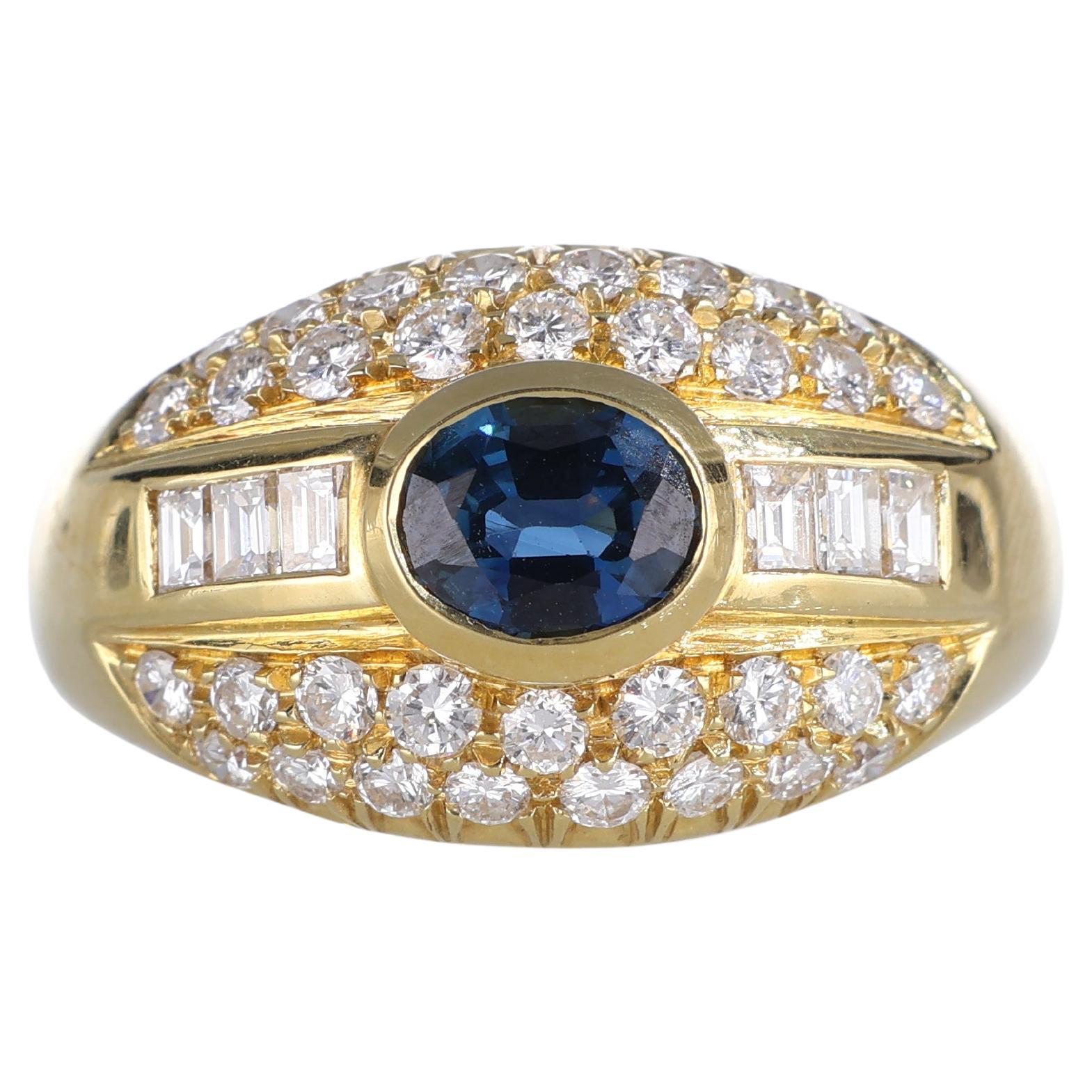 18k Yellow Gold Band Ring with Oval Sapphire and Diamond Pavé