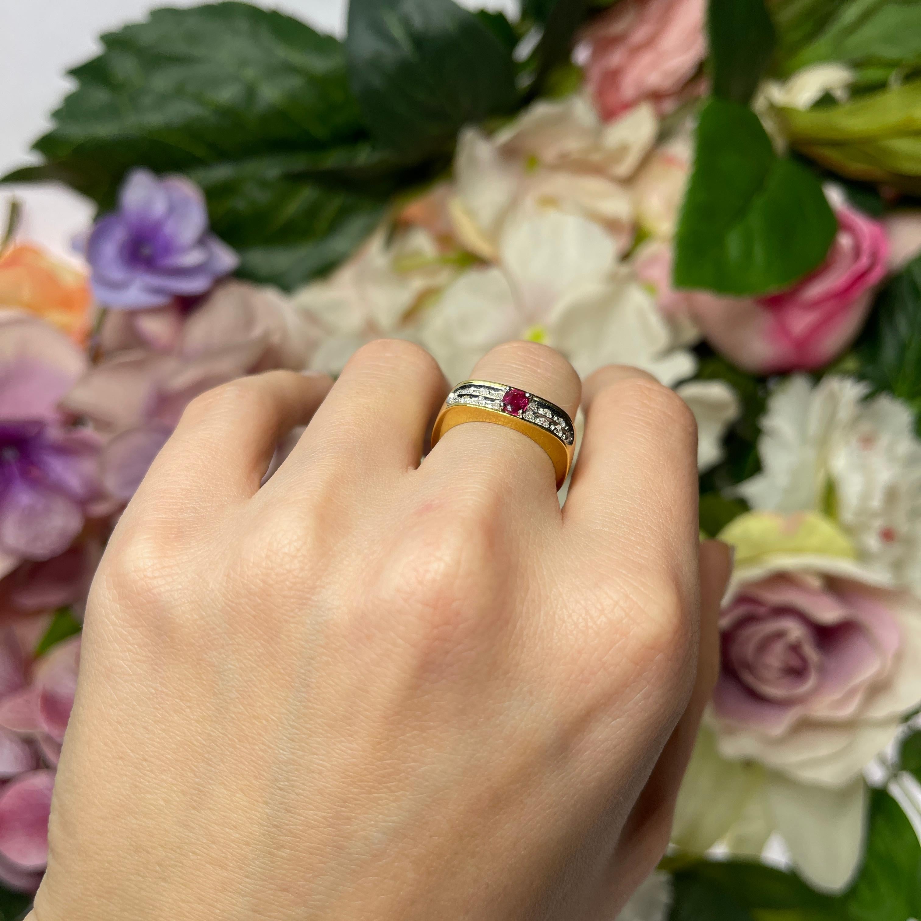 18K Yellow Gold Band Ring with Ruby and Diamond Pavé For Sale 5