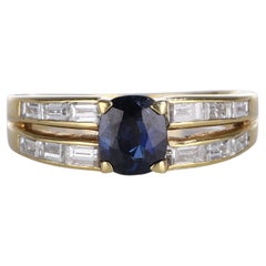 18K Yellow Gold Band Ring with Sapphire and Baguette Diamonds