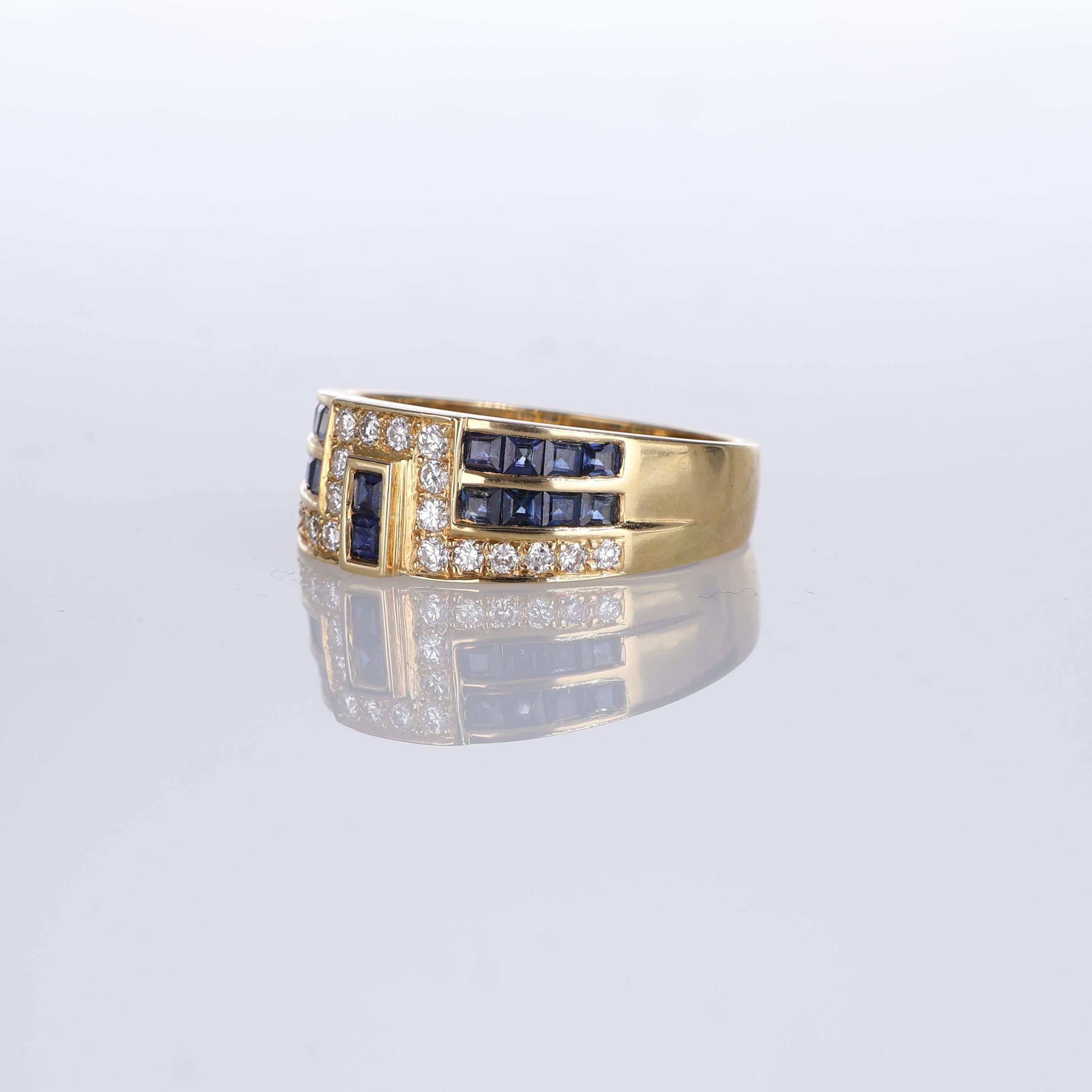 Bague jonc en or jaune 18 carats avec saphirs et diamants Neuf - En vente à Bergamo, BG