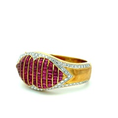 Pulsera rígida de oro amarillo de 18 quilates con diamantes redondos G VS de 5 quilates y un rubí de 10,5 quilates