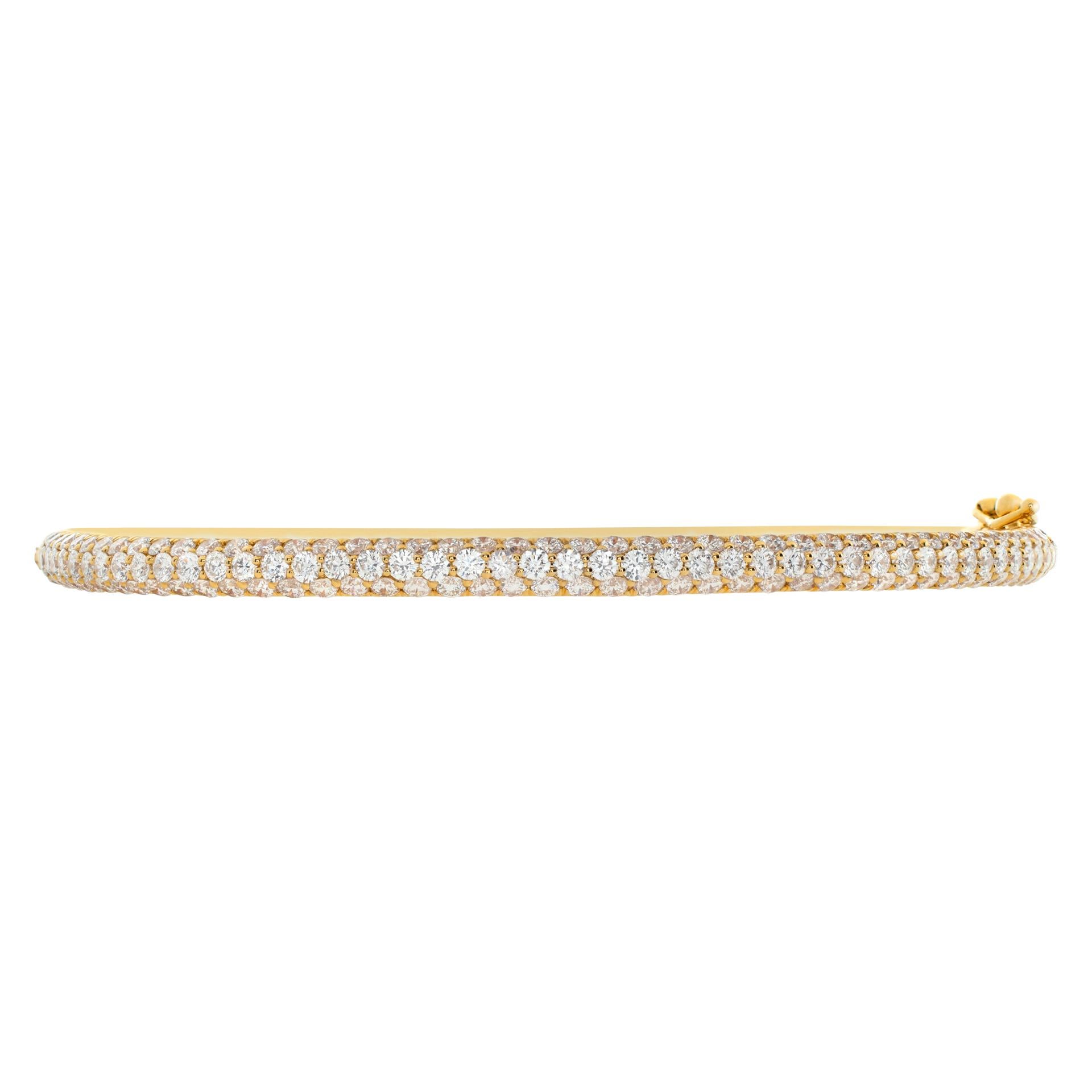 Timeless semi-eternity pave diamond bangle with 2.86 carats in brilliant round cut pave diamonds set in 18k yellow gold. Fits wrists up to 7.5'', width 3mm.
