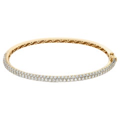 Bracelet jonc en or jaune 18 carats serti de diamants pavés de taille ronde brillants de 2,86 carats
