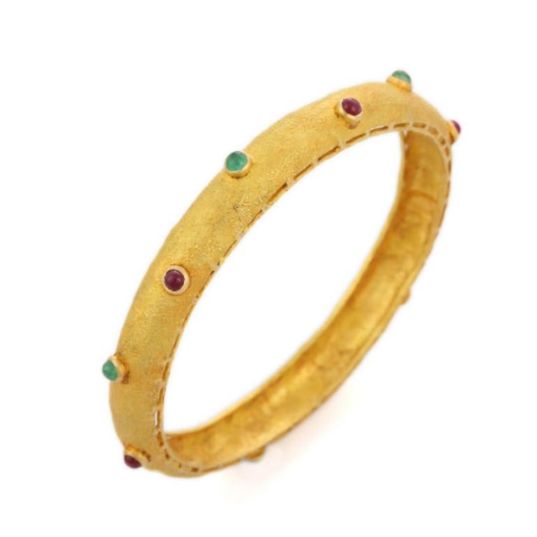 Art Deco 18K Yellow Gold Bangle with Emerald and Ruby For Sale