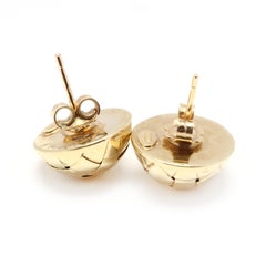 18 Karat Yellow Gold Basketweave Dome Stud Earrings