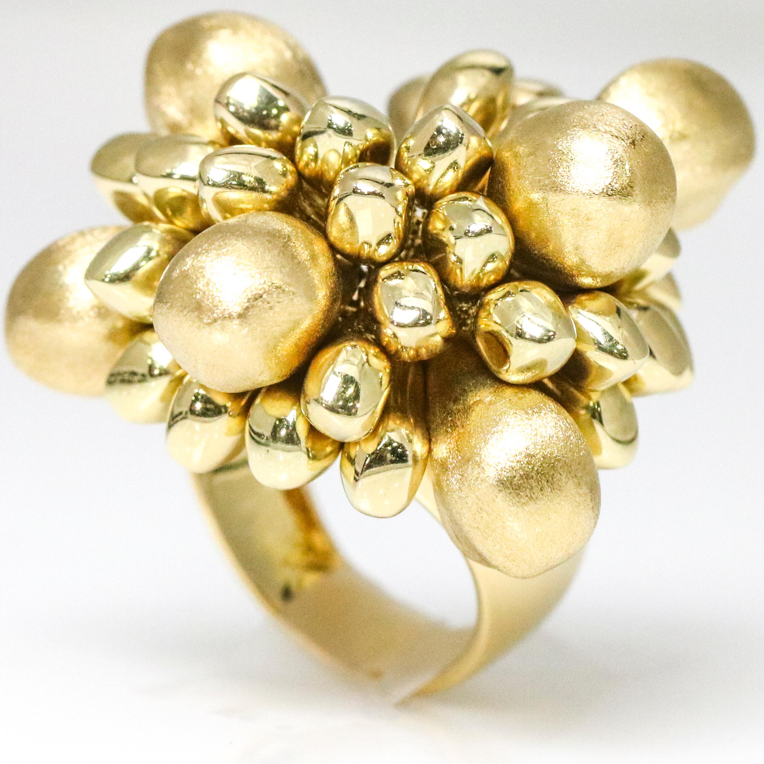 18 Karat Yellow Gold Bead Cluster Statement Ring For Sale 3