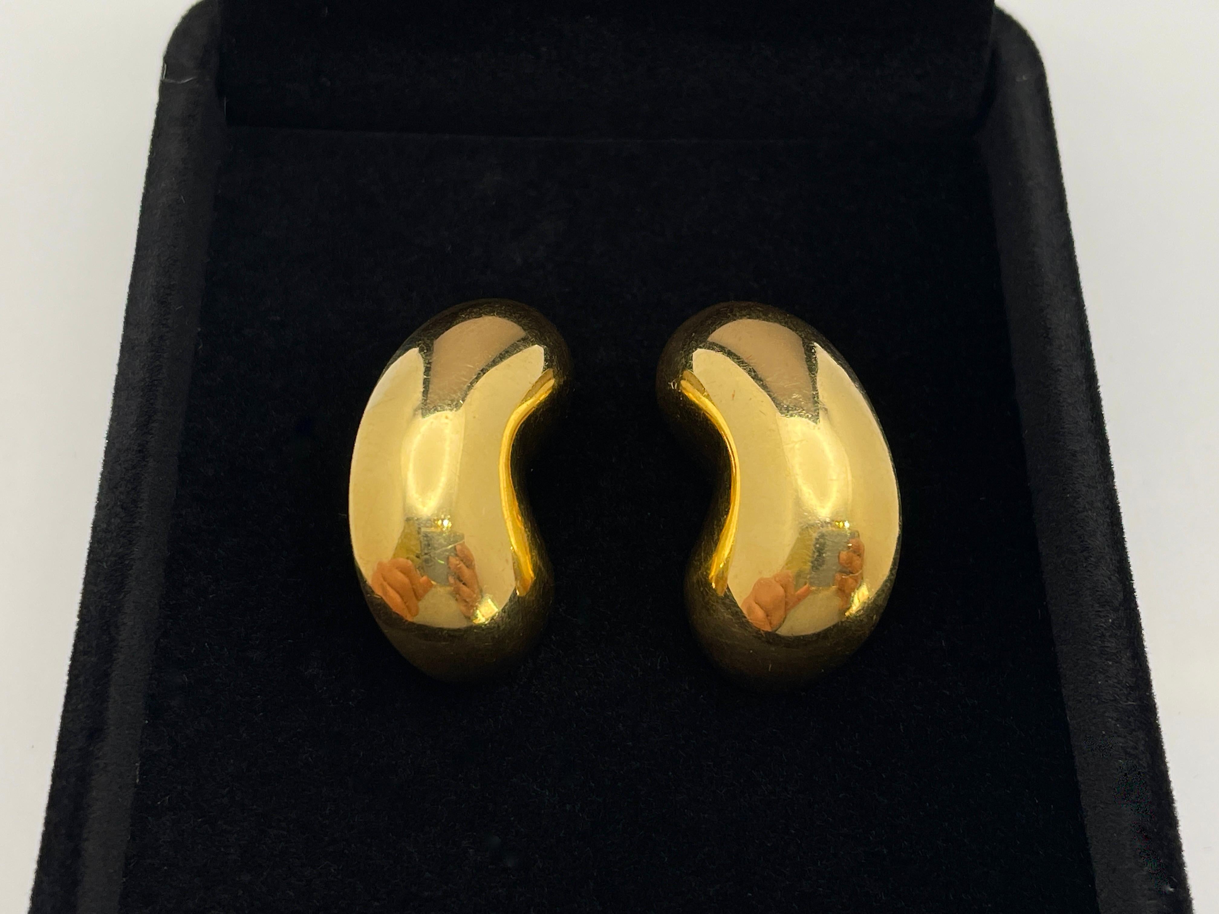 18K Yellow Gold Bean Lever-back Earrings For Sale 2