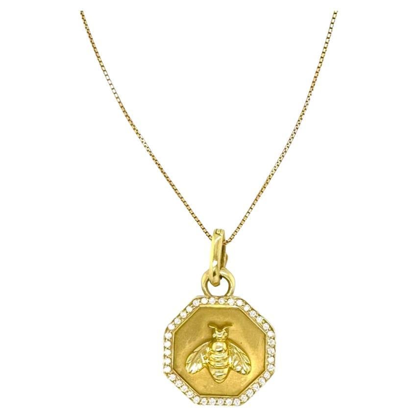 18k Yellow Gold Bee Pendant Necklace with Diamond 1.2 TCW For Sale