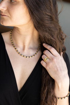 Anello Glacier con diamante nero in oro giallo 18 carati di Barbara Heinrich