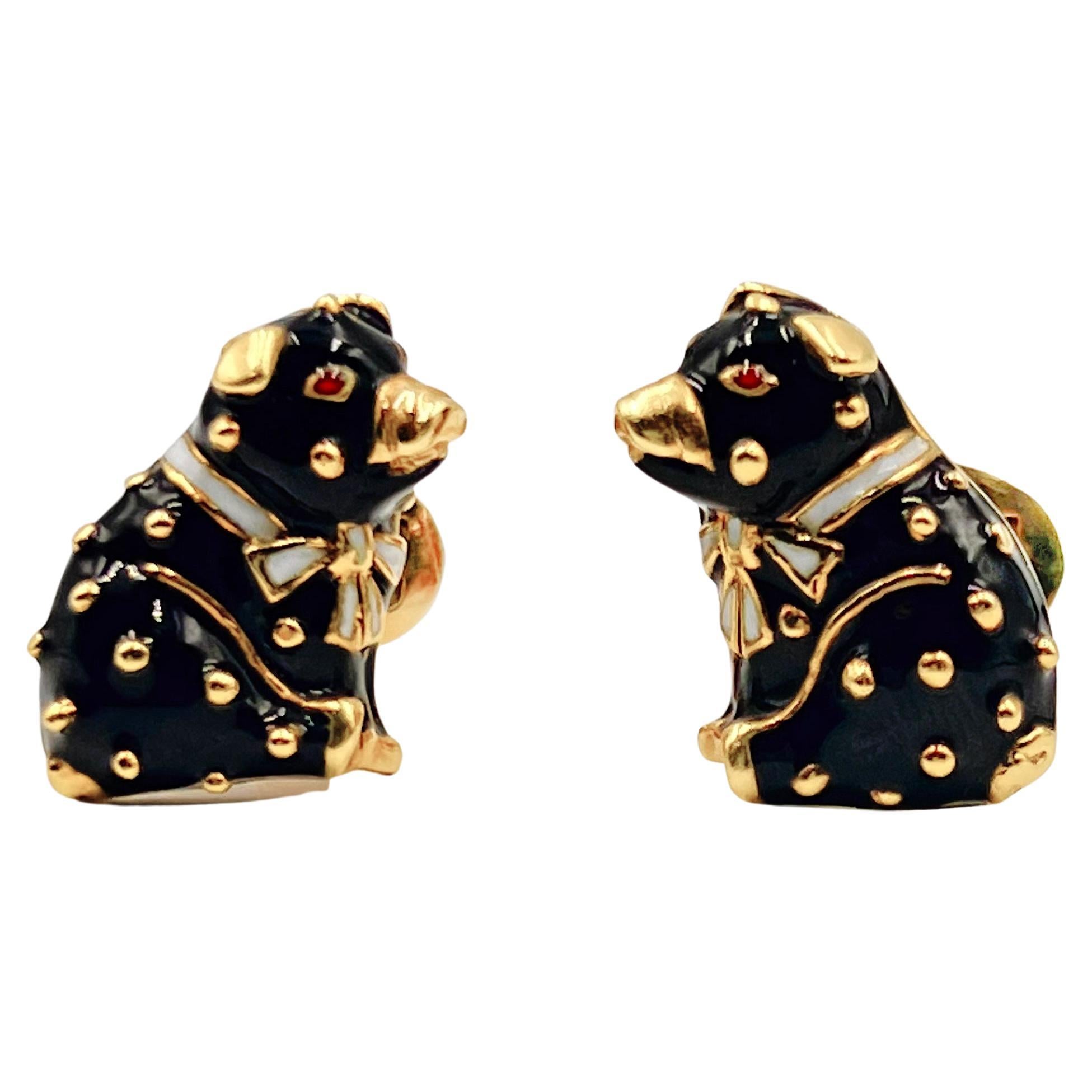 18k Yellow Gold Black Enamel Pig Cufflinks In Excellent Condition For Sale In Palm Beach, FL