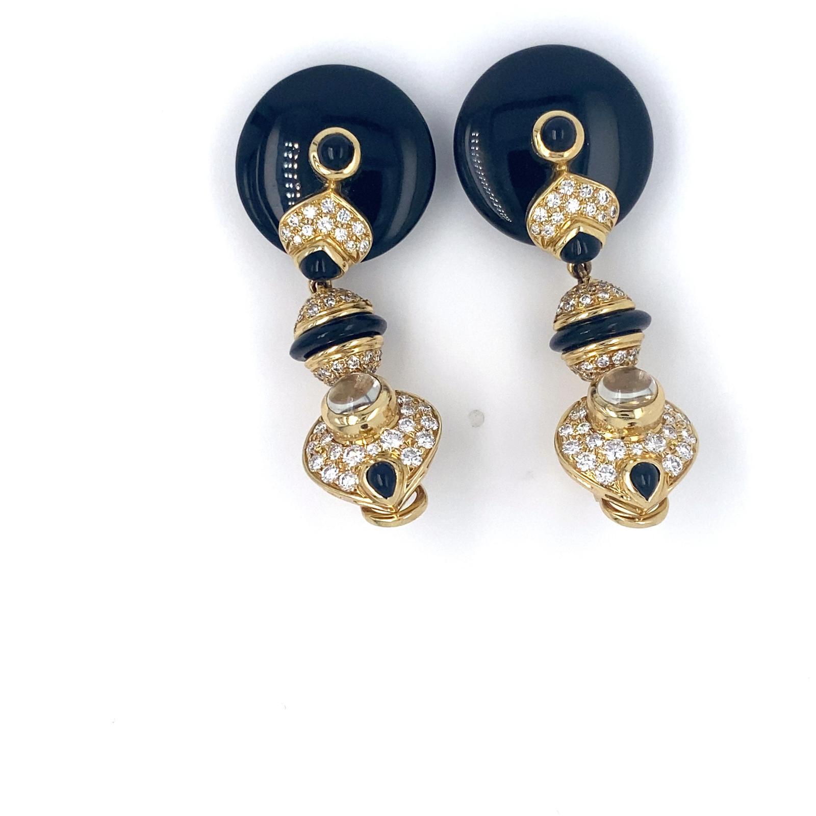 Orecchini in oro giallo 18k e onice nero con pietra di luna e diamanti da 1,66 carati In condizioni buone in vendita a Sherman Oaks, CA