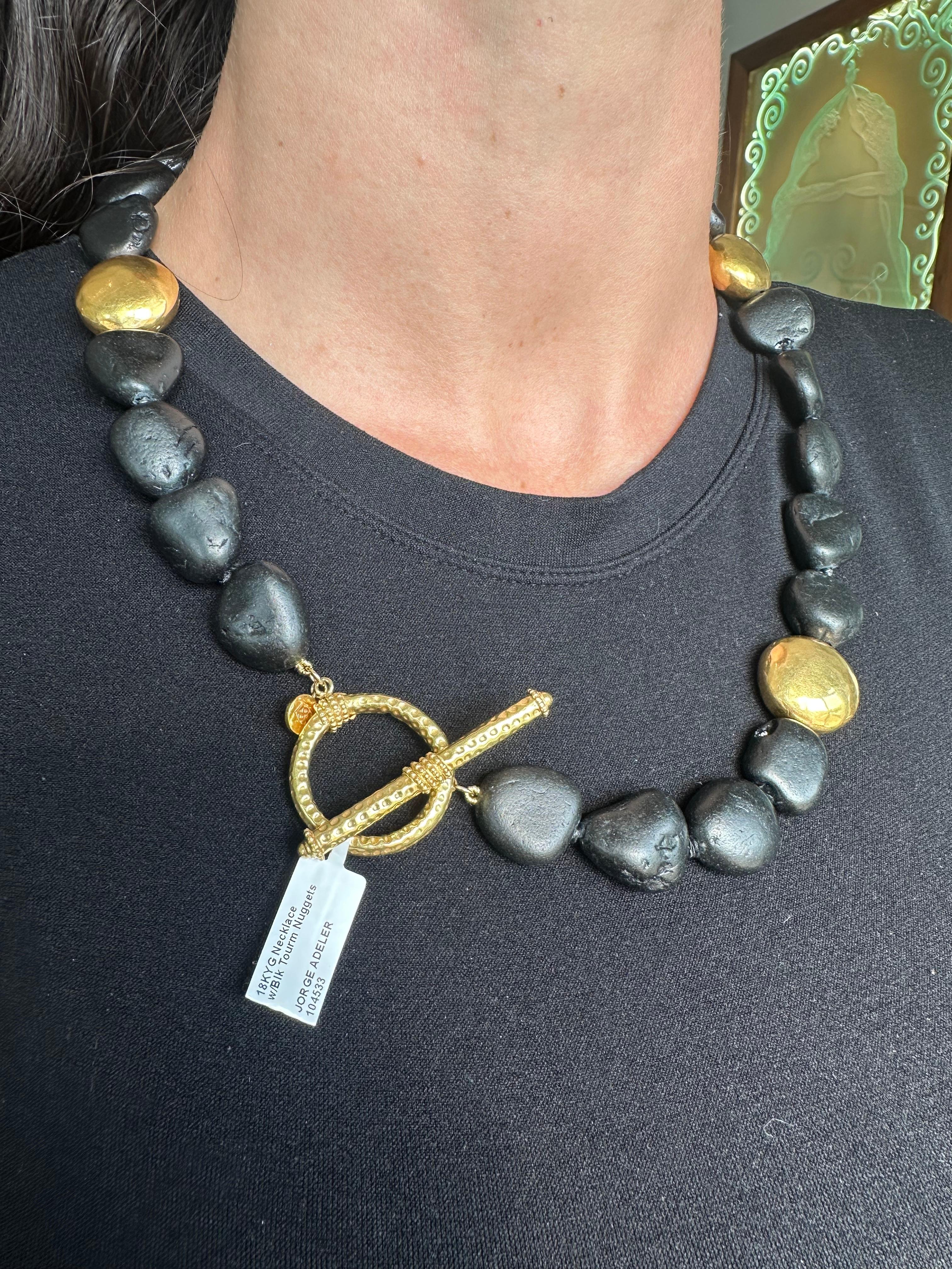 18K Yellow Gold Black Tourmaline and Gold Bead Necklace Cuenta en venta