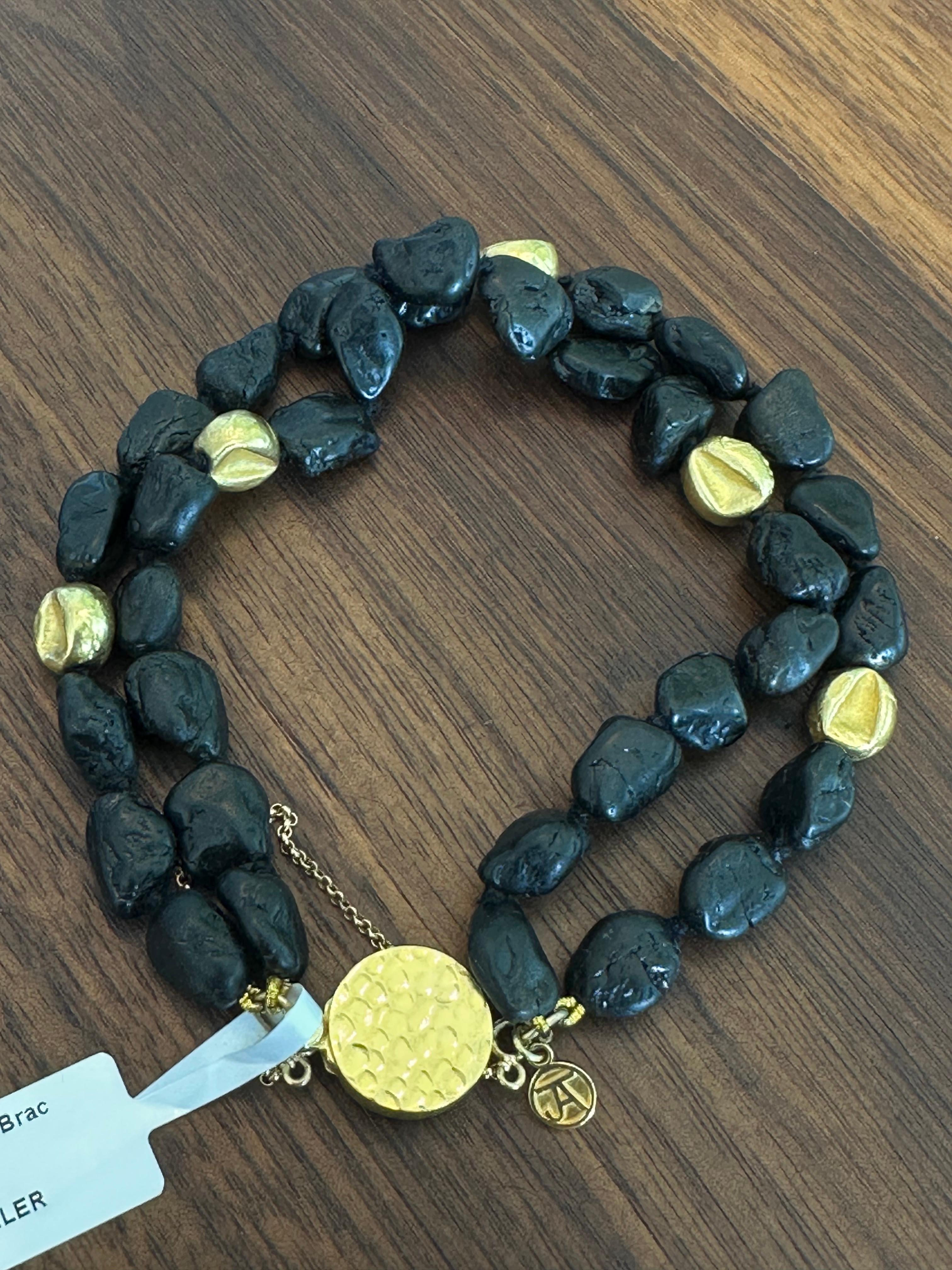 18K Yellow Gold Black Tourmaline Double Strand Bracelet en Nuevo estado para la venta en Virginia Beach, VA