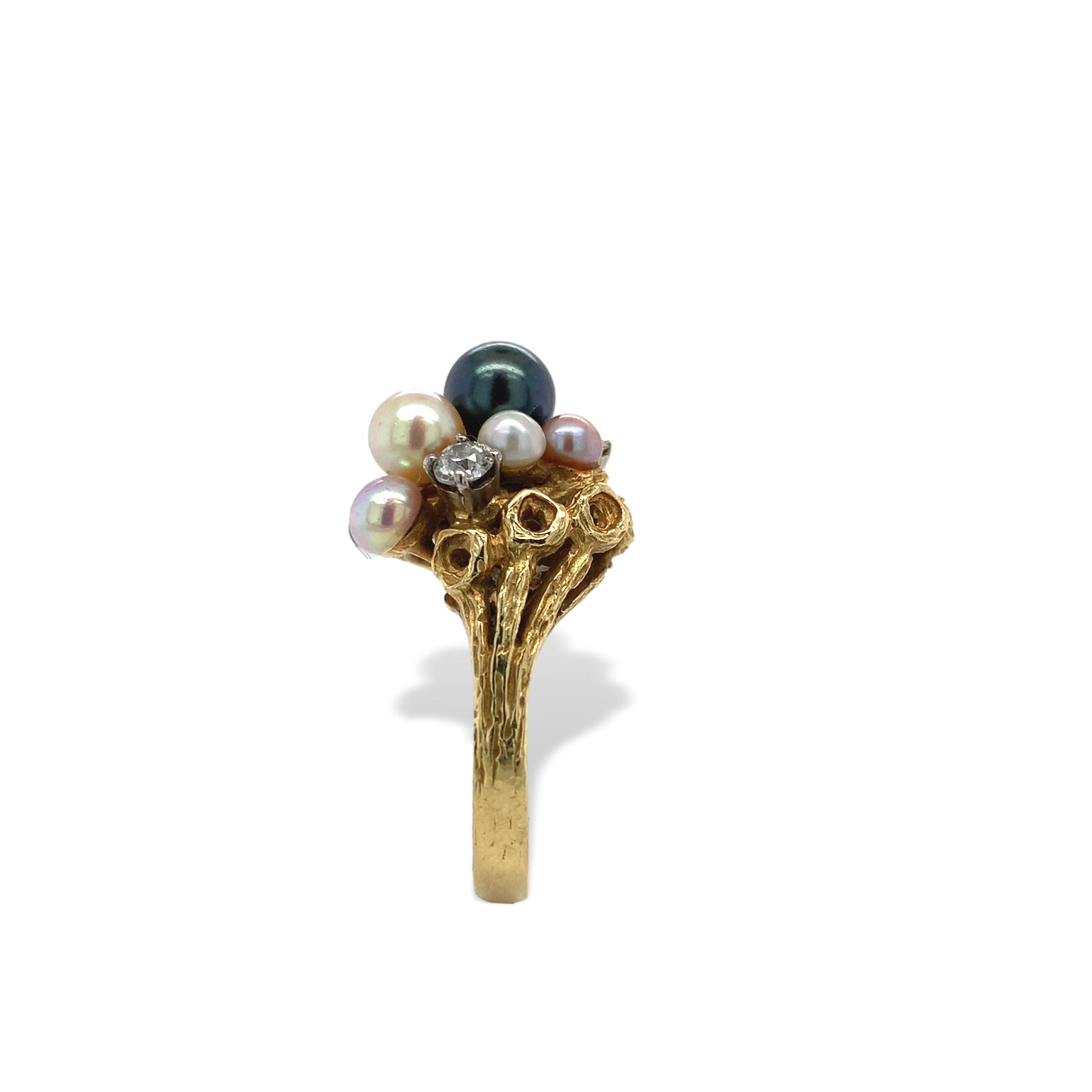 Anello in oro giallo 18 carati con perle nere, bianche e rosa e diamanti, misura 6,5 in vendita 2