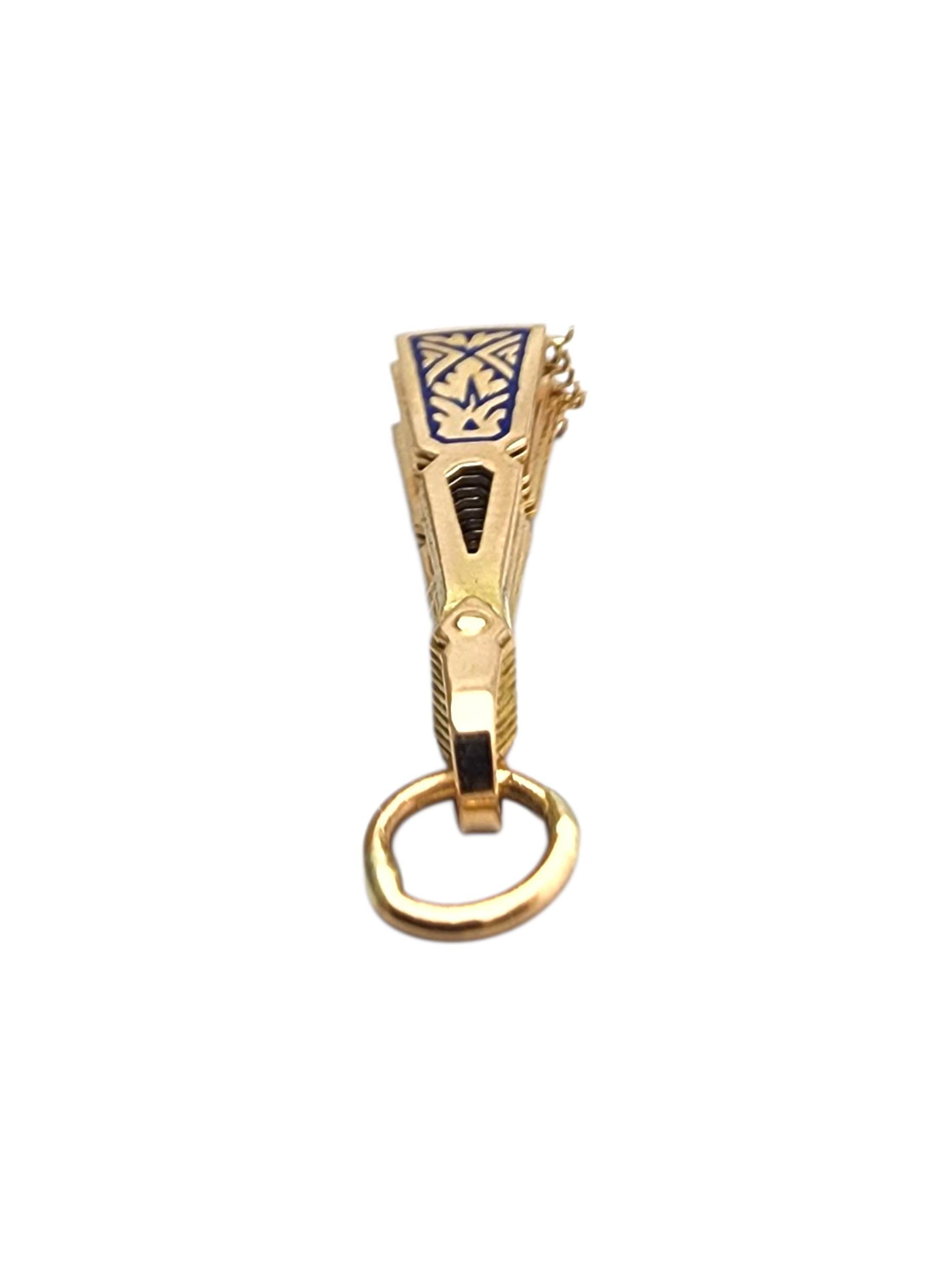 18K Yellow Gold Blue Enamel Articulated Hand Fan Charm #22831 For Sale 4