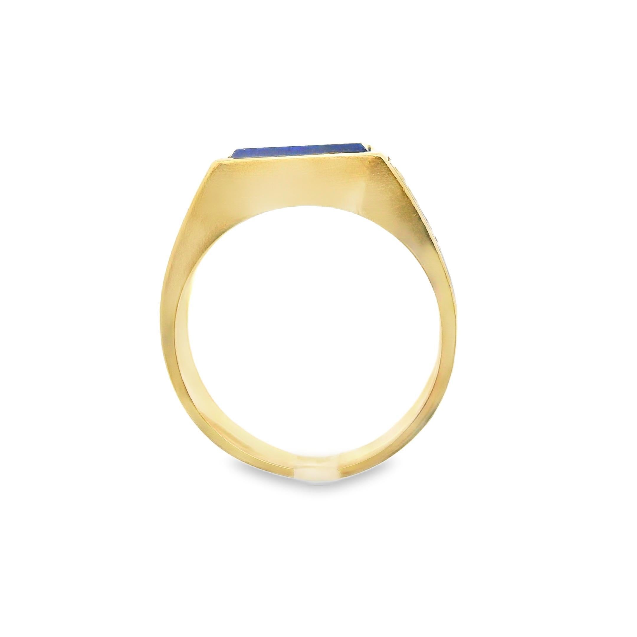 Natural Blue Faceted Lapis Ring Ca 1920 Engraved Decorated Shoulders For Sale 5