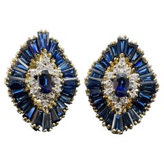 Vintage 18k Yellow Gold Blue Sapphire and Diamond Cluster Earrings. 6.80TCW