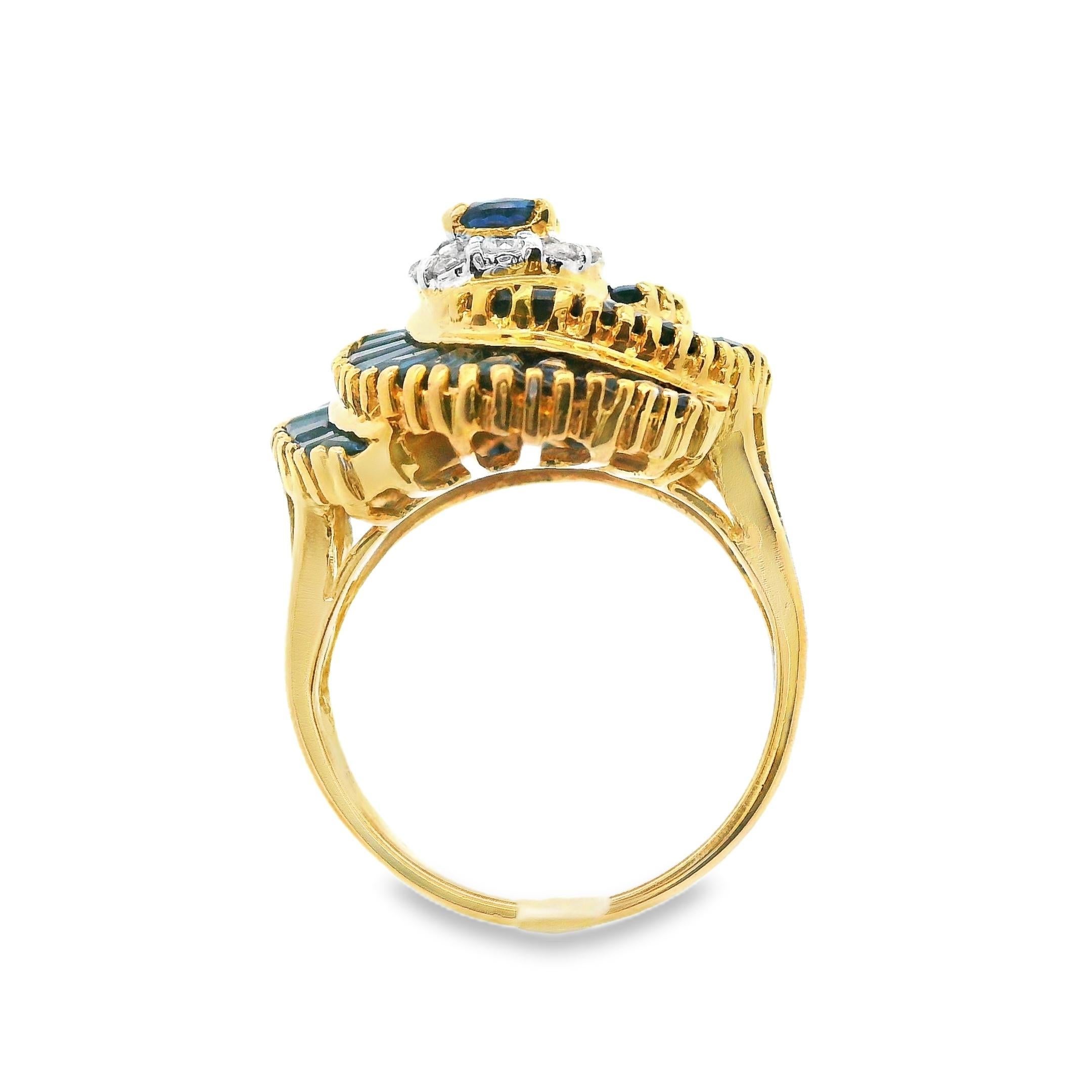 18k Yellow Gold Blue Sapphire and Diamond Ring For Sale 5