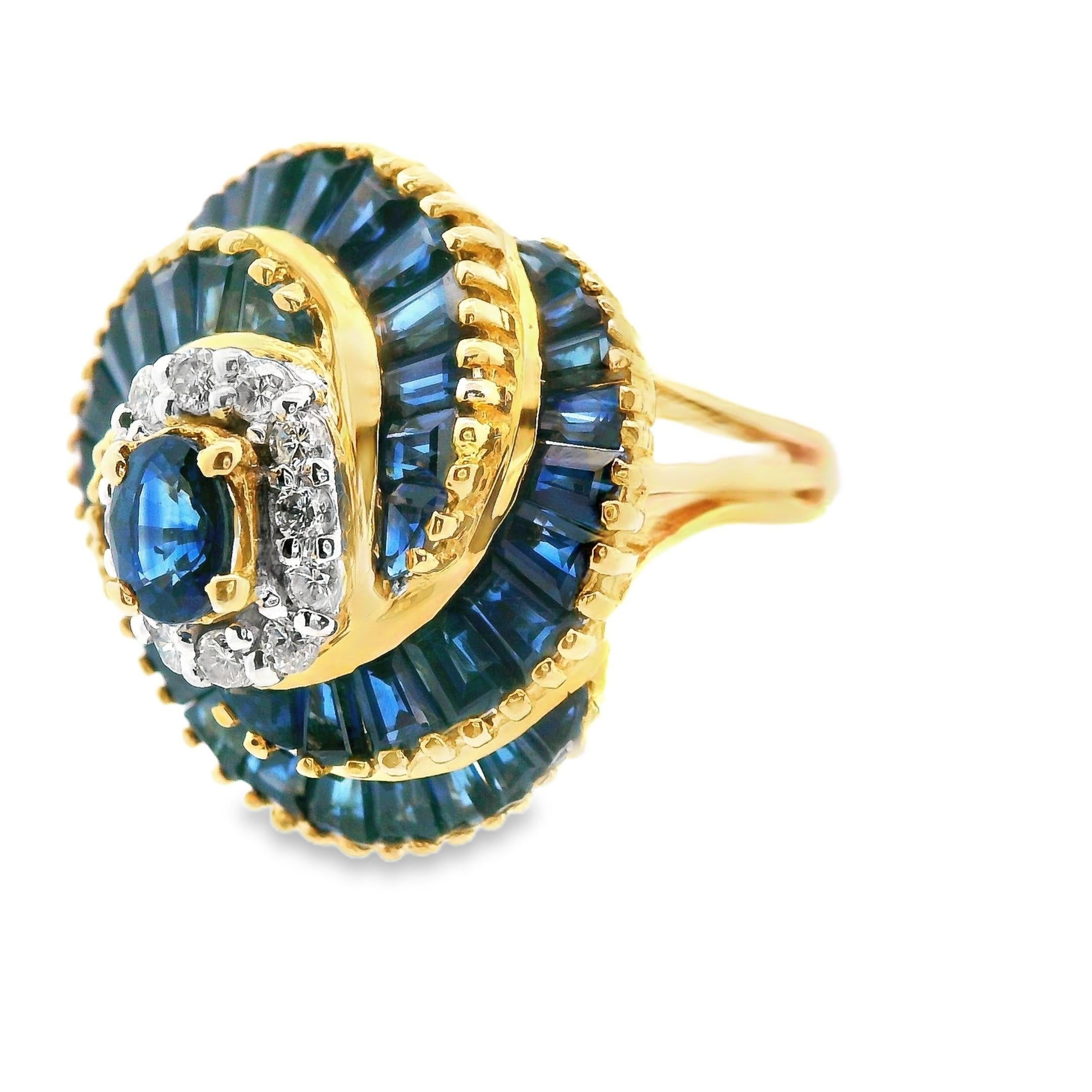 18k Yellow Gold Blue Sapphire and Diamond Ring For Sale 1