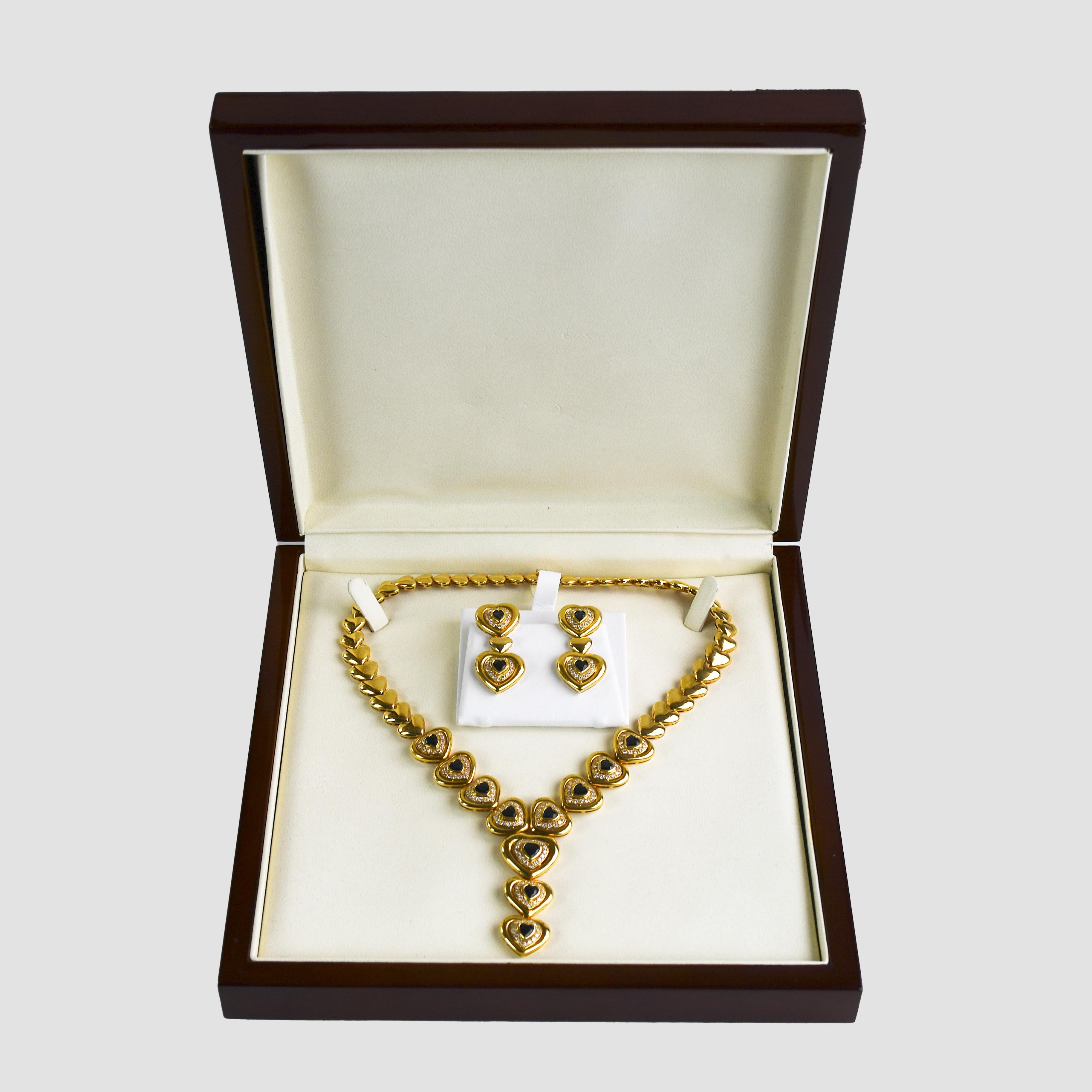 18K Yellow Gold Blue Sapphire & Diamond Jewelry Set For Sale 4