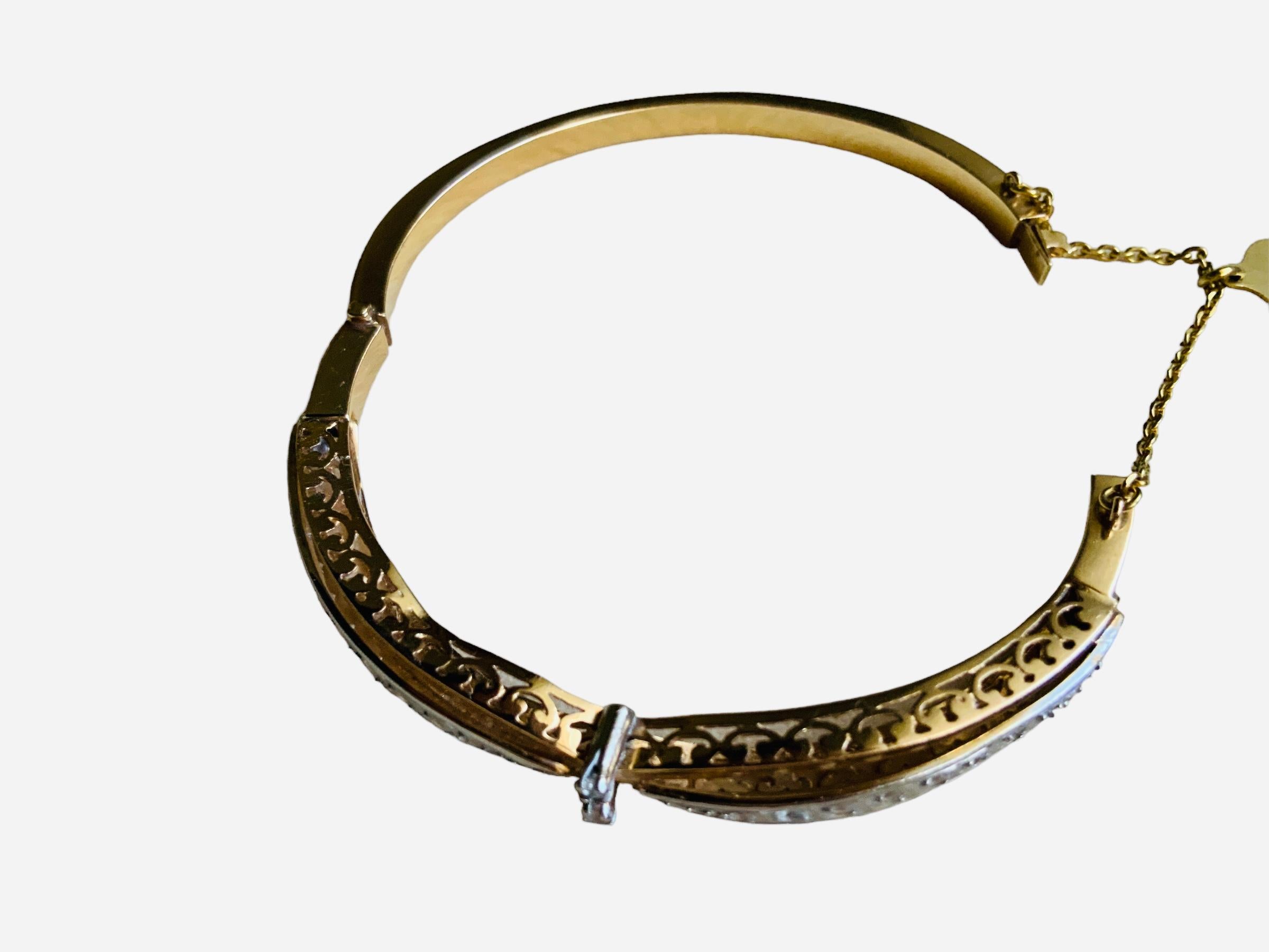 18K Yellow Gold Bracelet/Bangle For Sale 11