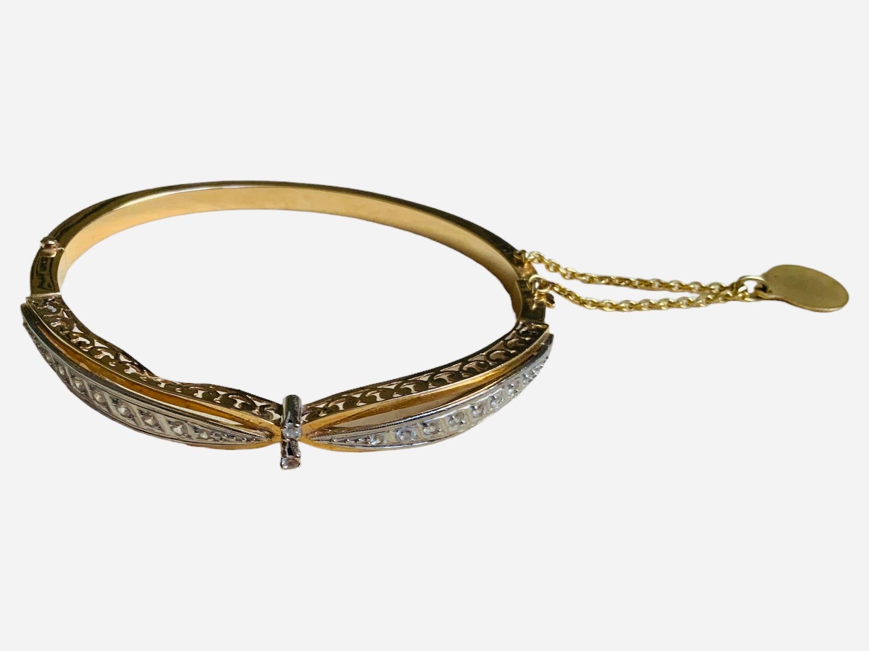 18K Yellow Gold Bracelet/Bangle For Sale 3