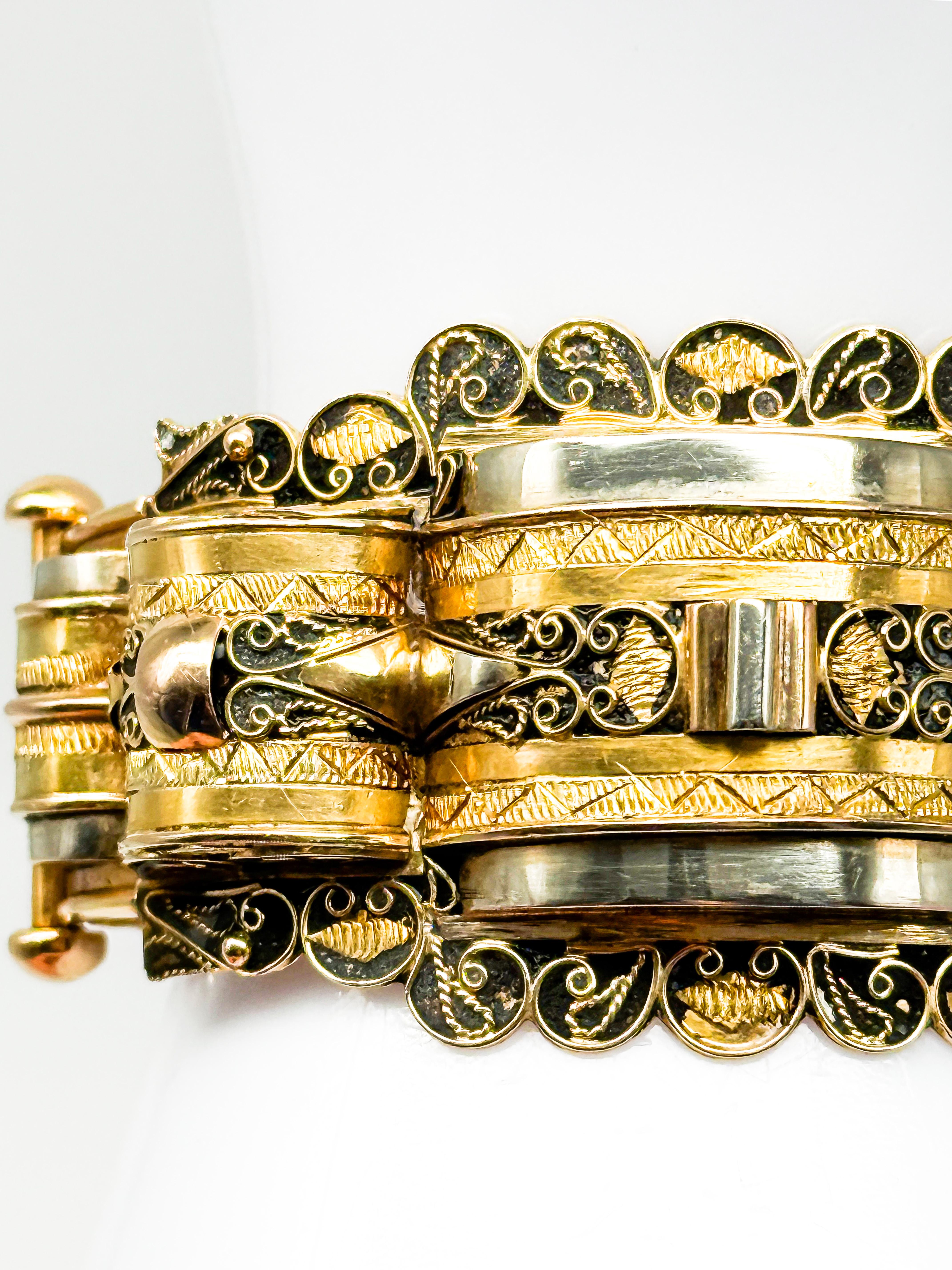 Bracelet en or jaune 18 carats, époque victorienne, émail noir, 1850-1880 en vente 1