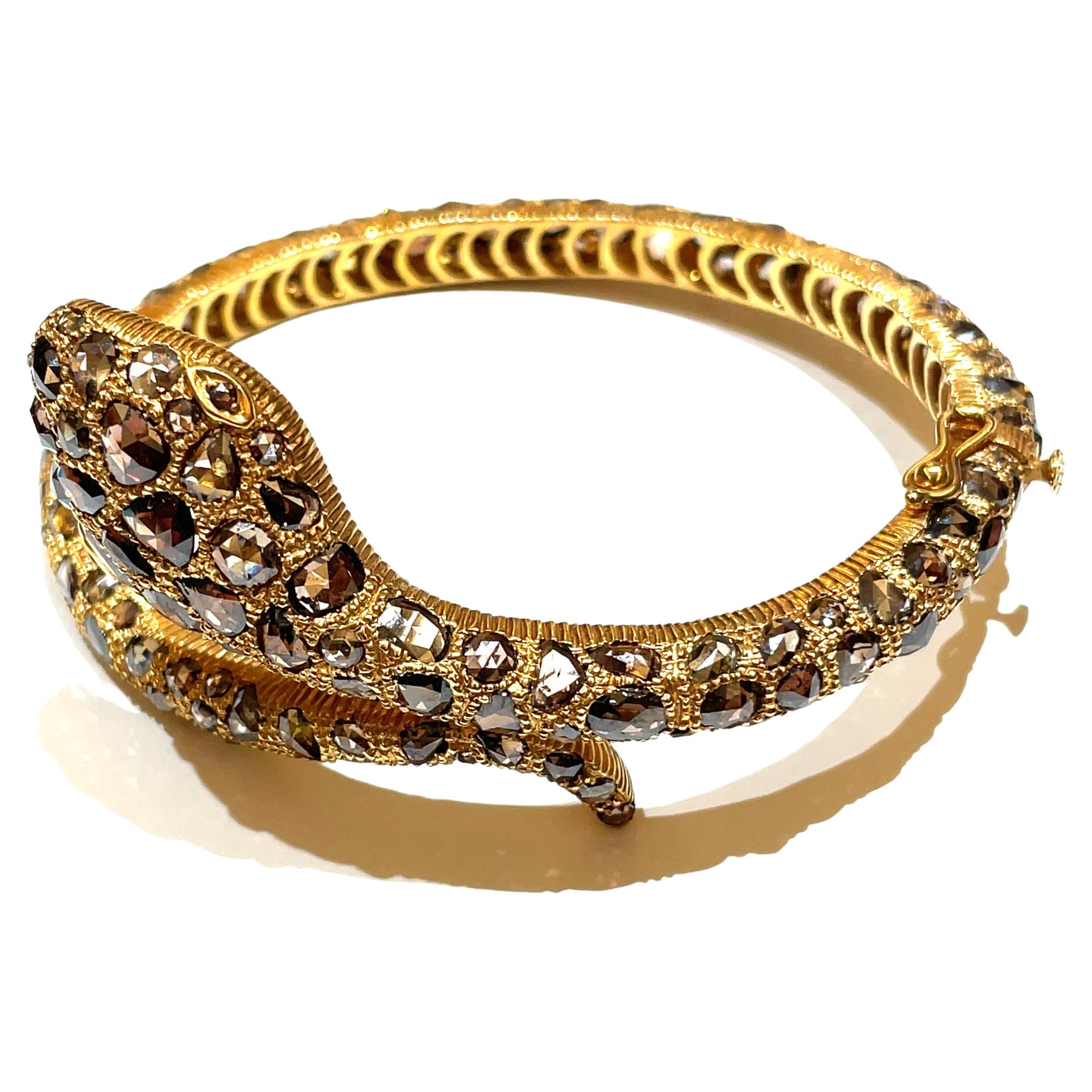 Bracelet serpent en or jaune 18k et diamants bruns en vente