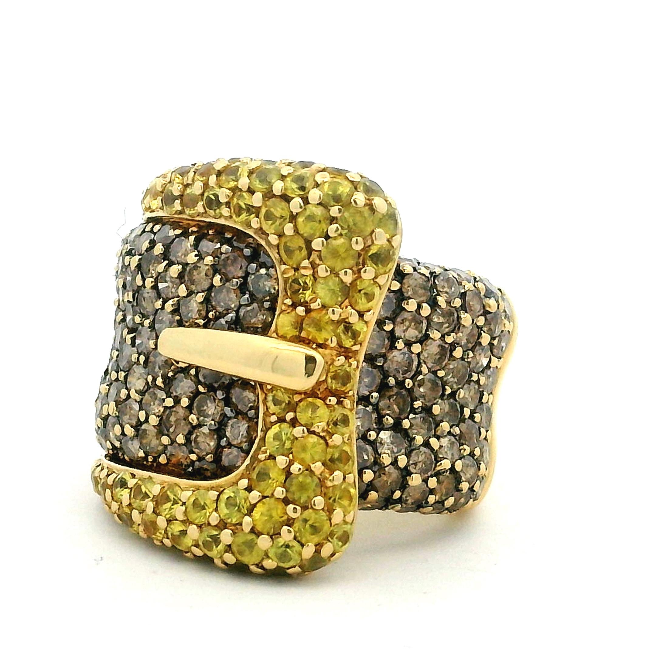 Bague à boucle en or jaune 18K  Diamants champagne et saphirs jaunes, Italie 1990 en vente 3