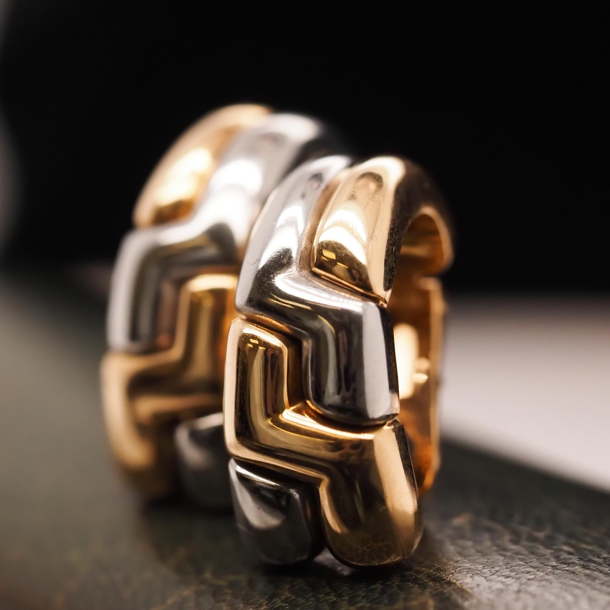 18K Gelbgold Bulgari (BVLGARI) Zweifarbige Ohrringe im Angebot 3