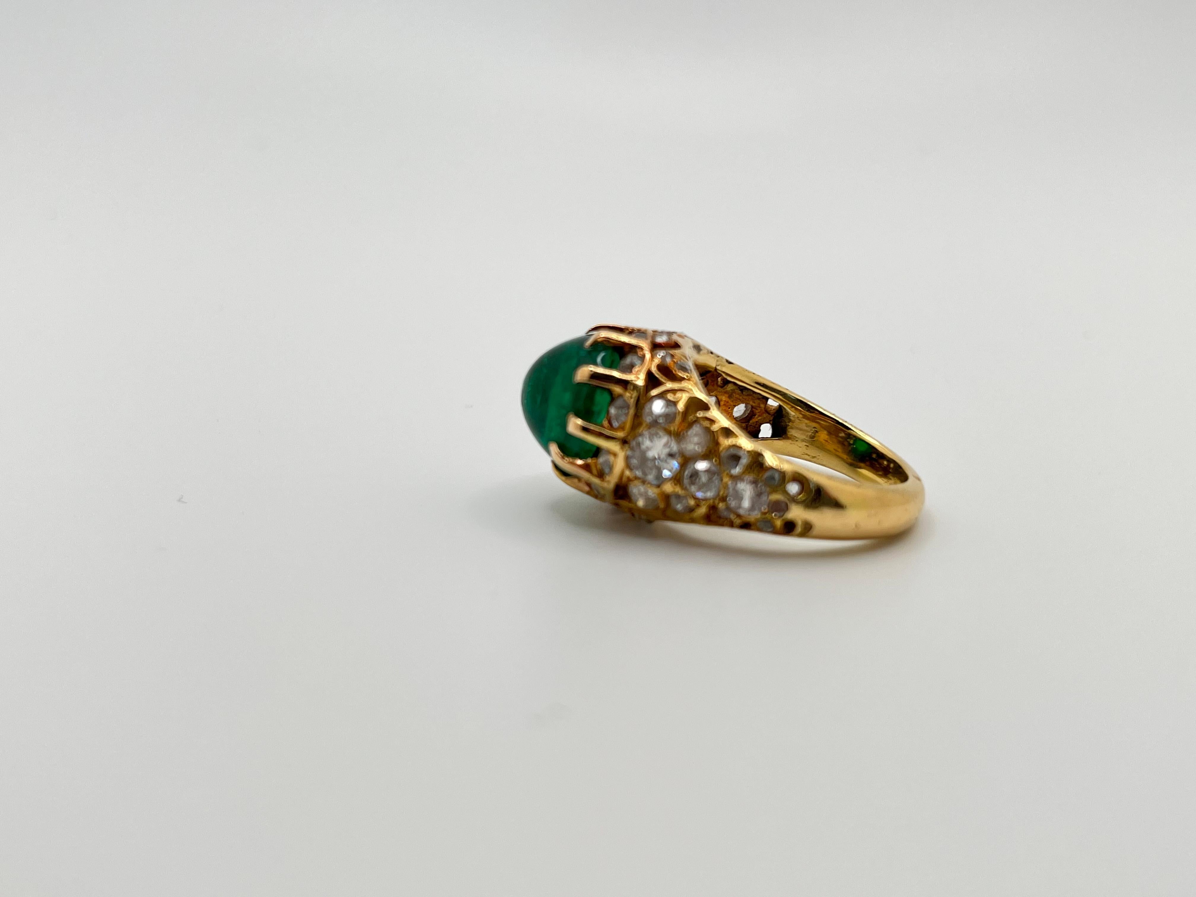 18k Yellow Gold Cabochon Emerald and Diamond Ring, French, Vintage, circa 1940s For Sale 3