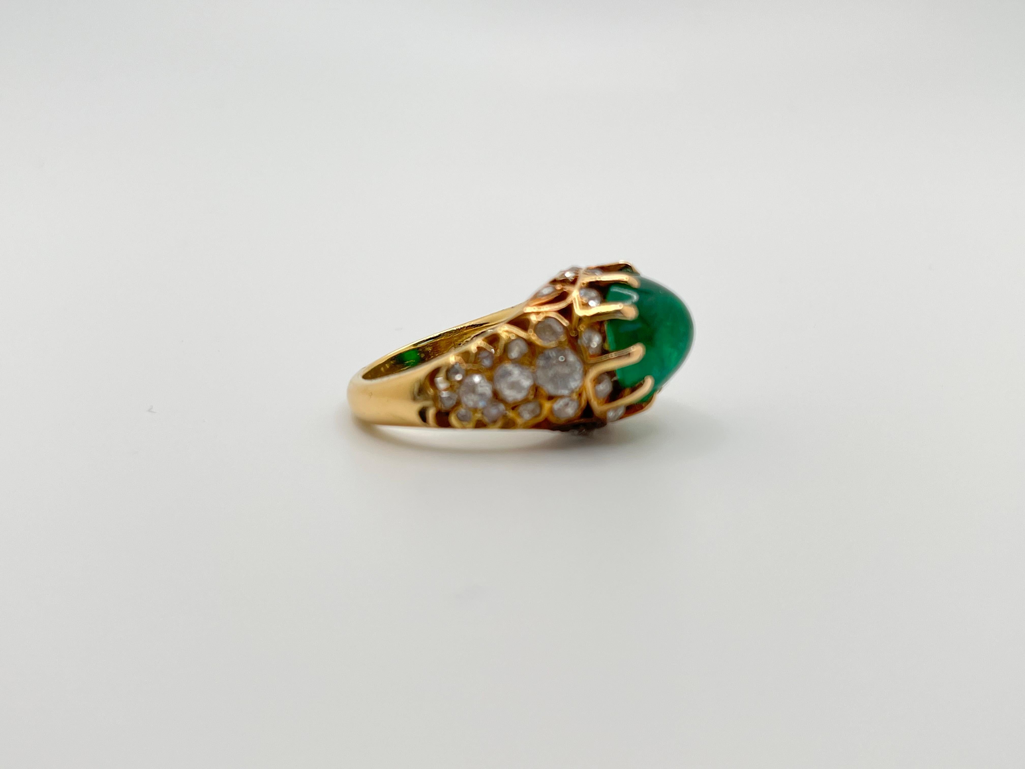 18k Yellow Gold Cabochon Emerald and Diamond Ring, French, Vintage, circa 1940s For Sale 5