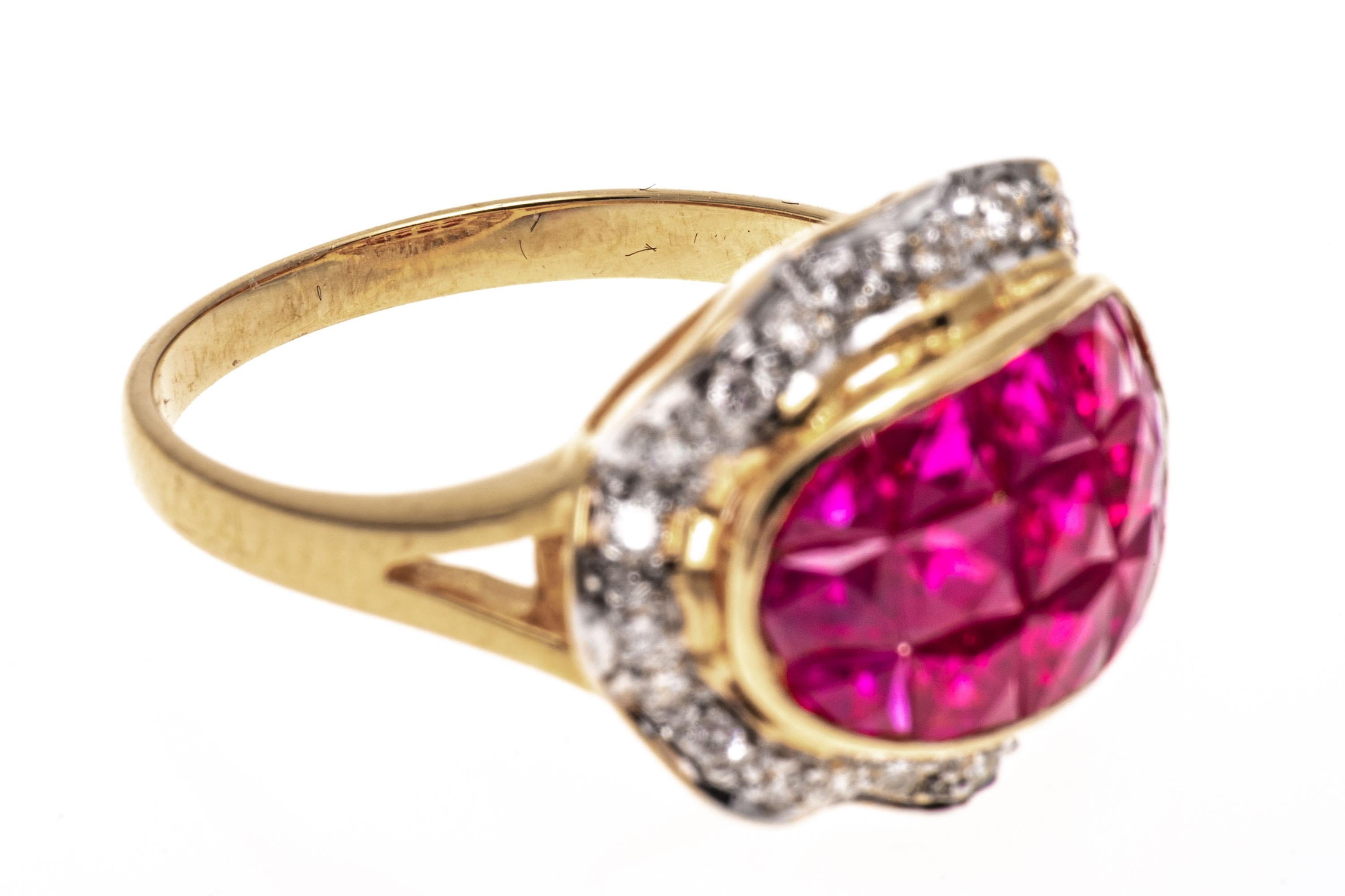 Mixed Cut 18k Yellow Gold Calibre Cut Ruby Ring With Ruffled Diamond Border, Size 7 For Sale