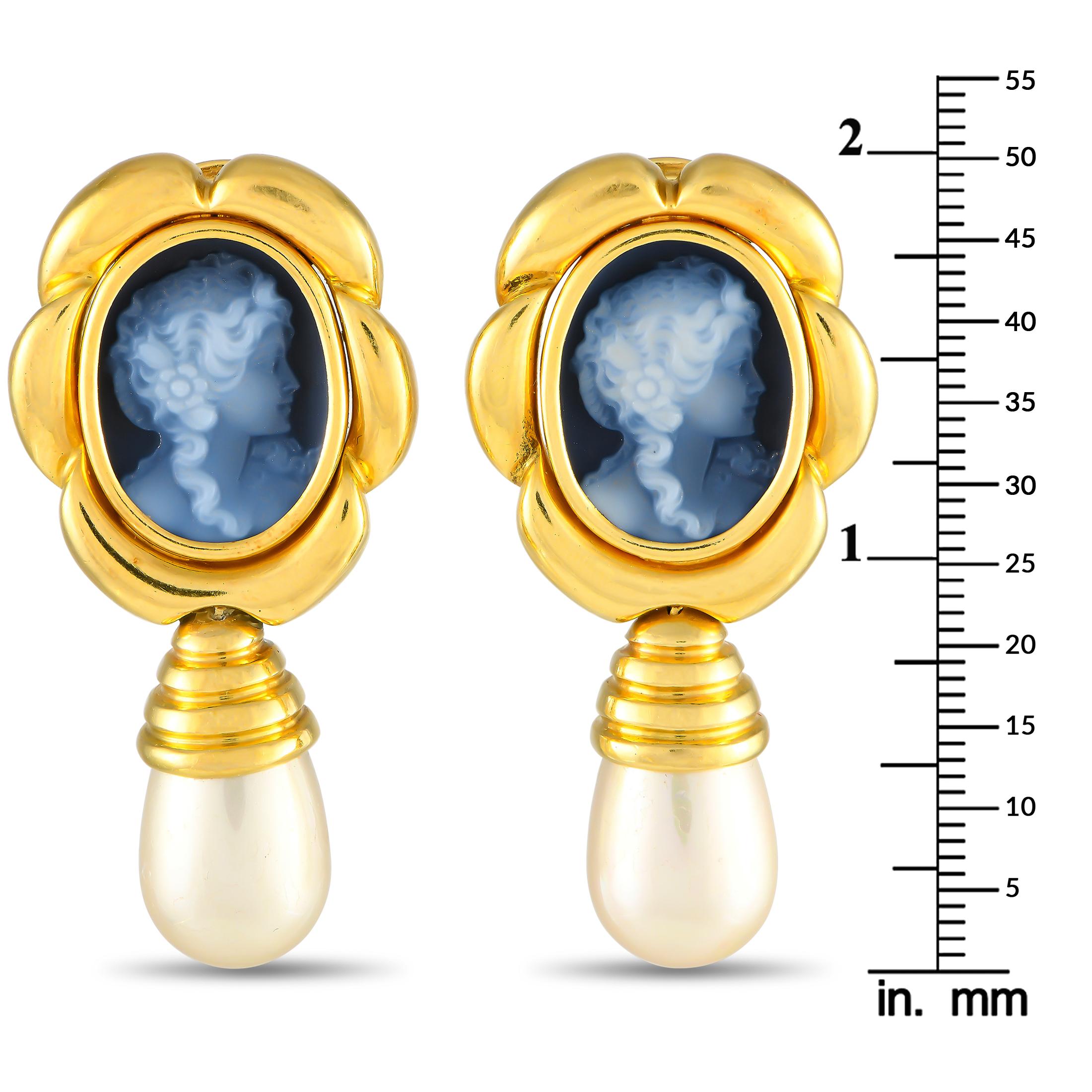 Taille mixte Boucles d'oreilles en or jaune 18K avec camée et perles MF16-091224 en vente