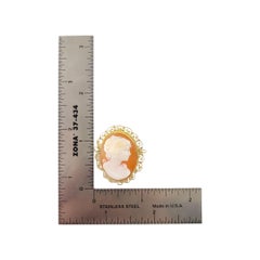 18K Yellow Gold Cameo Brooch Pendant