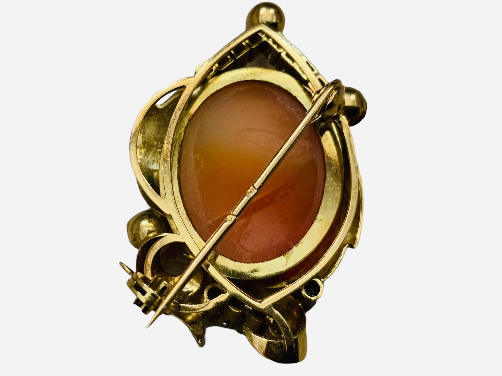 Uncut 18K Yellow Gold Cameo Brooch/ Pendant  For Sale