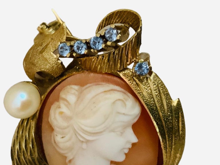 Pendentif Et Broche En Or Jaune 18K Avec Camée Cornaline - Visage Ovale 45 Mm, Couleur Orange, Neuf Avec étiquettes