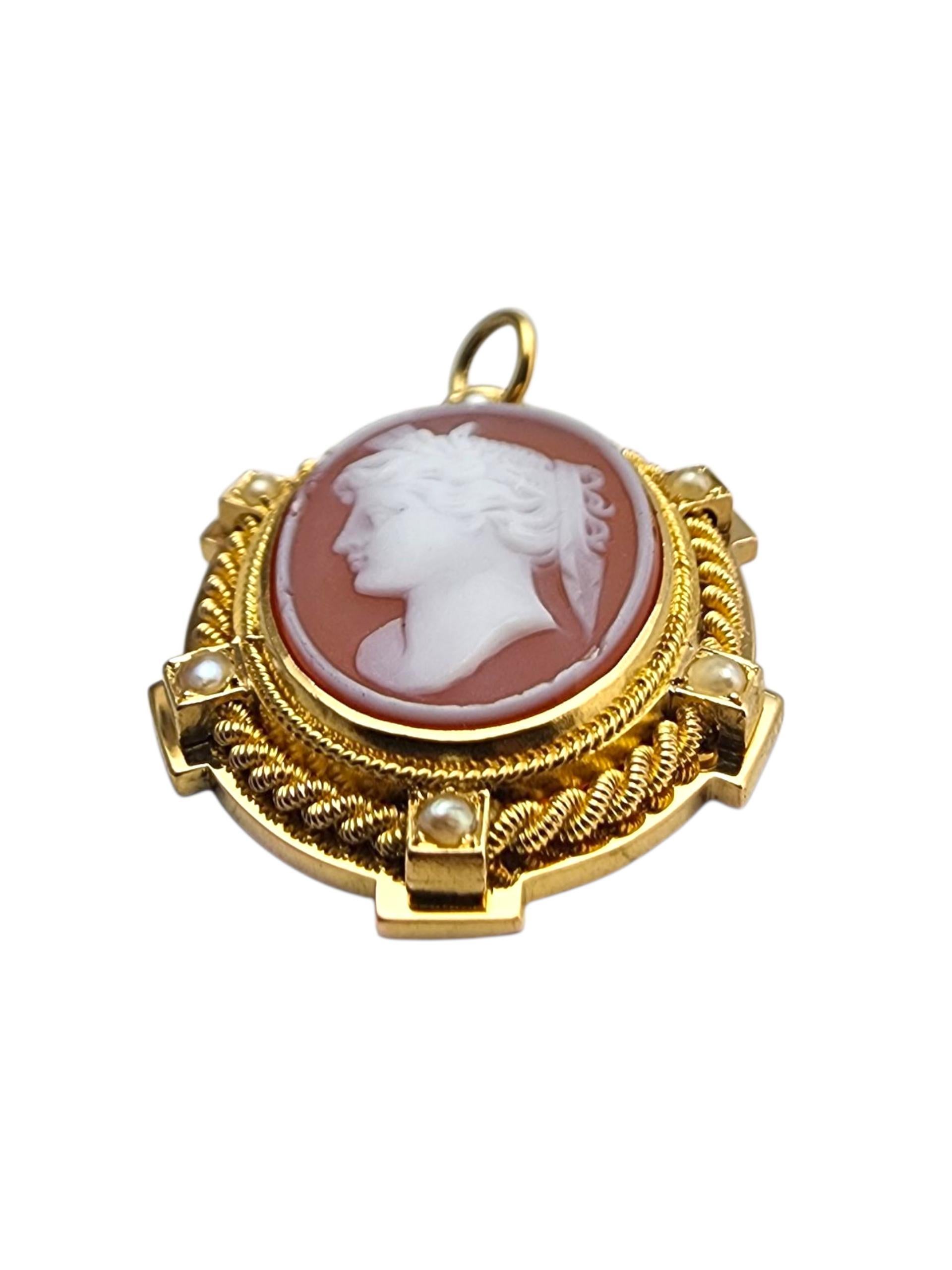18K Yellow Gold Cameo Pendant #22878 For Sale 2