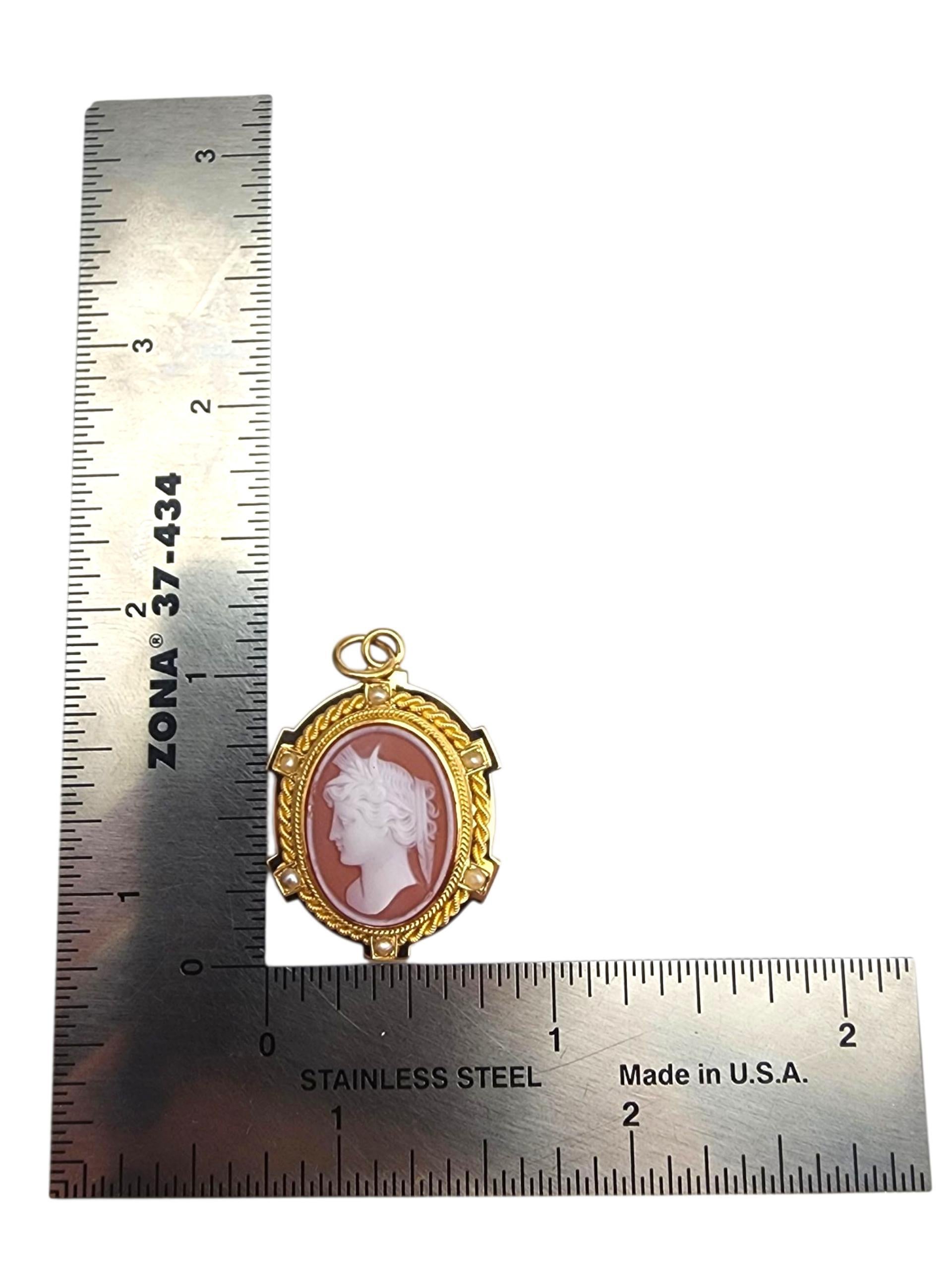 18K Yellow Gold Cameo Pendant #22878 For Sale 3