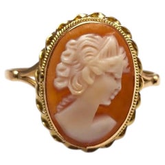 18K Yellow Gold Cameo Ring Size 7 #25389