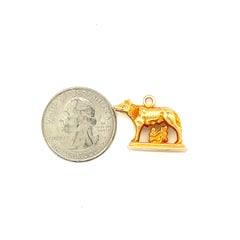 18K Yellow Gold Capitoline Wolf Charm