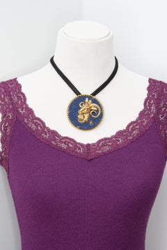 18K Yellow Gold Capricorn Zodiac Pendant c. 1970s