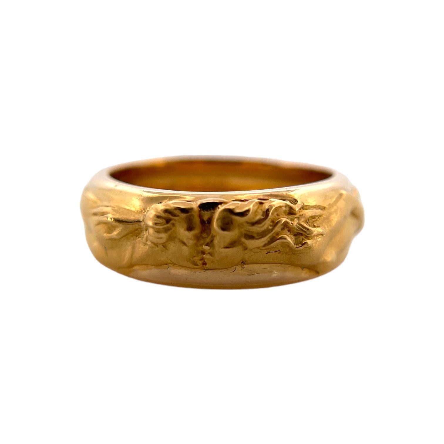 Women's or Men's 18K Yellow Gold Carrera Kissing Band