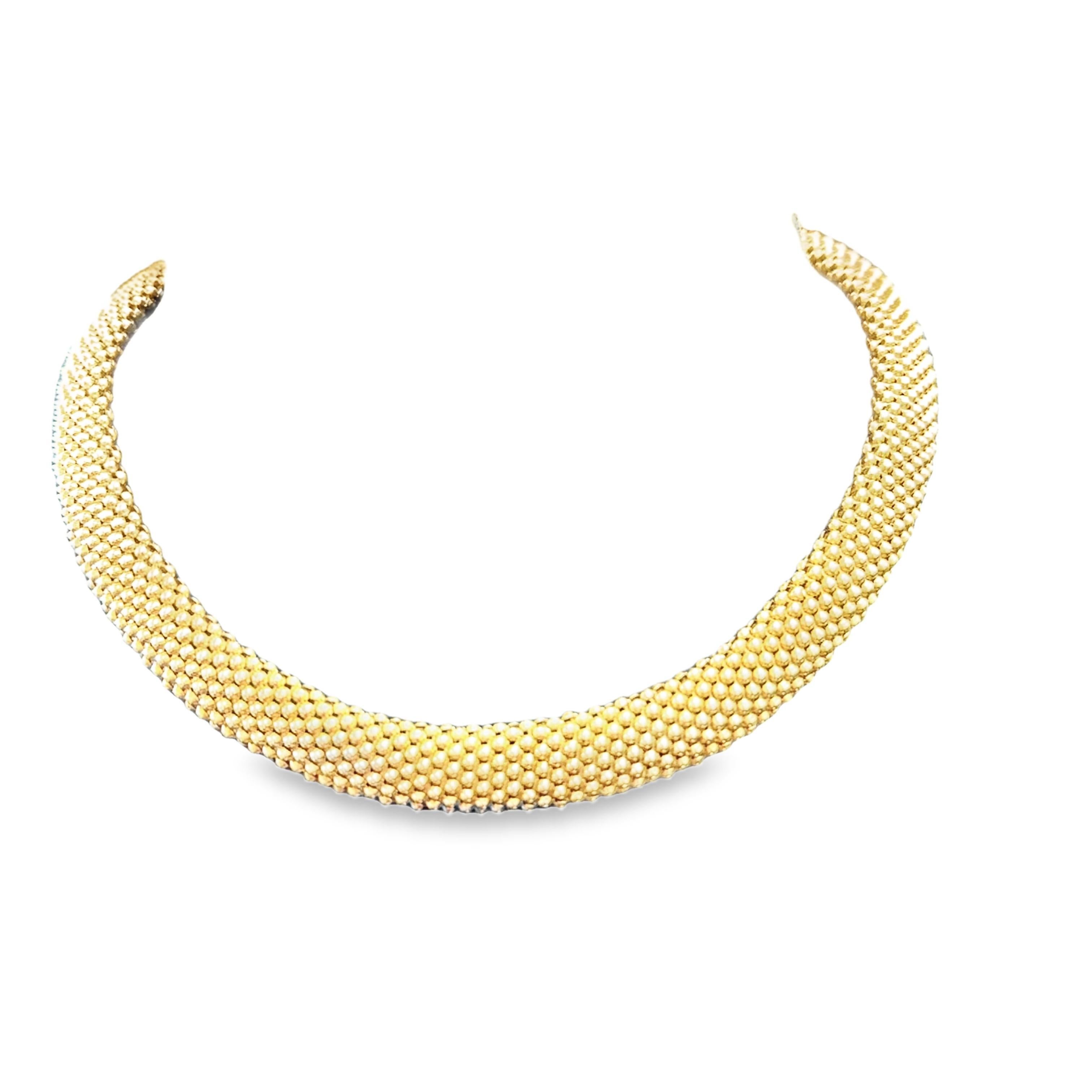 Or jaune 18k  Collier en or texturé Cartier 1960s en vente 2
